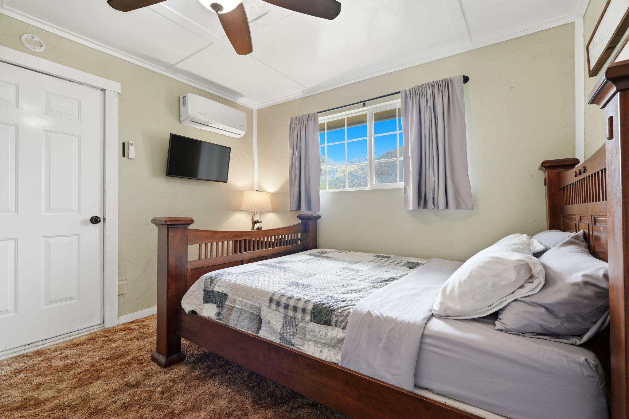 40709 Old Three Rivers Rd, Three Rivers, CA 93271