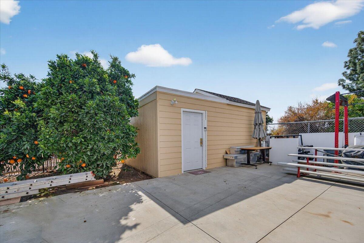 23547 Avenue 184, Porterville, CA 93257