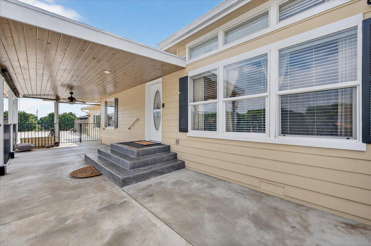 23547 Avenue 184, Porterville, CA 93257