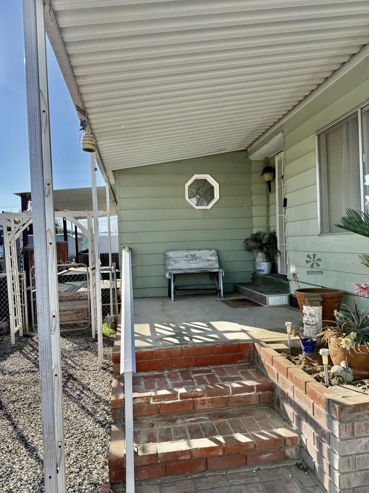 2627 W Midvalley Ave, Visalia, CA 93277