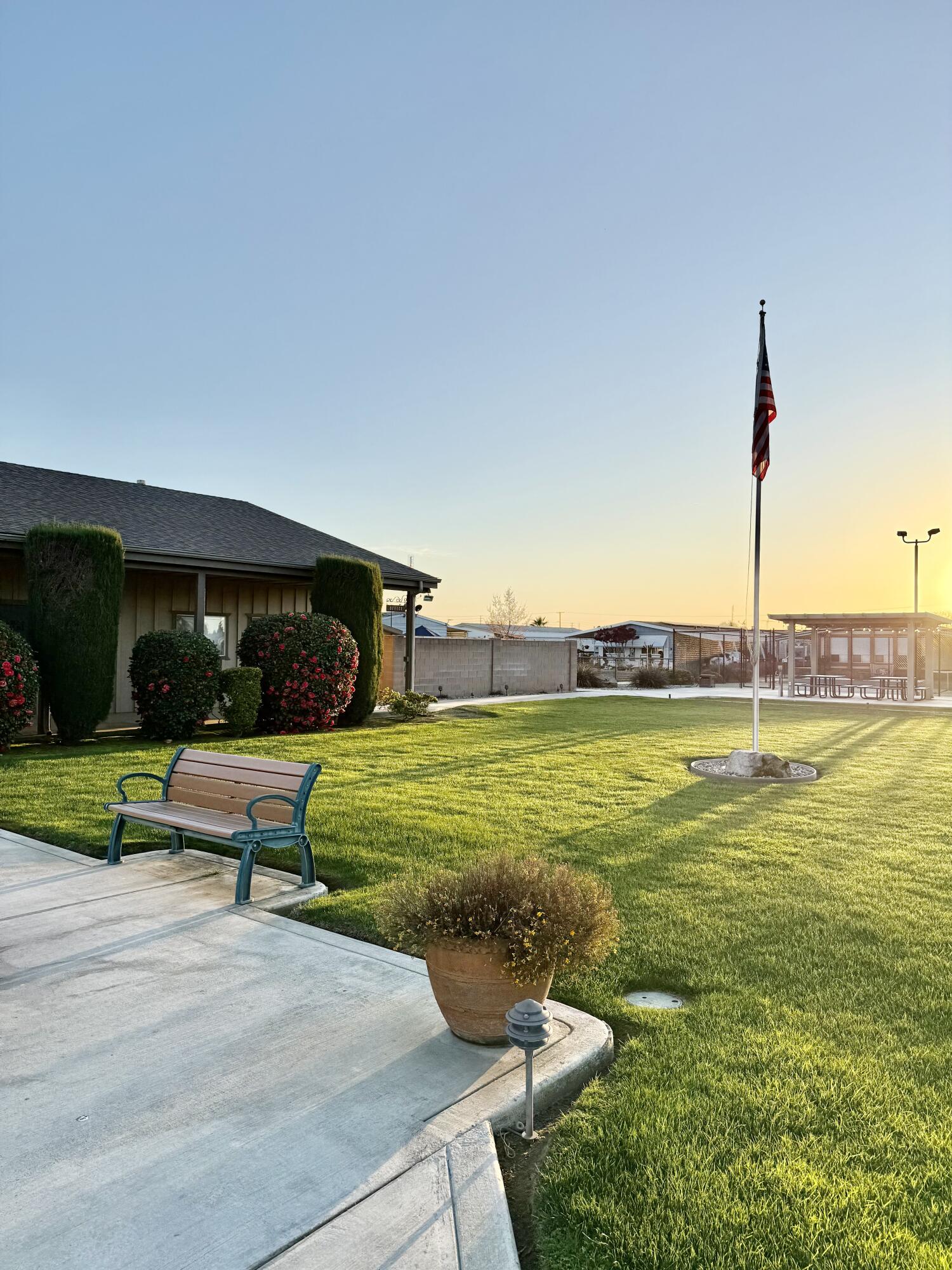 2627 W Midvalley Ave, Visalia, CA 93277