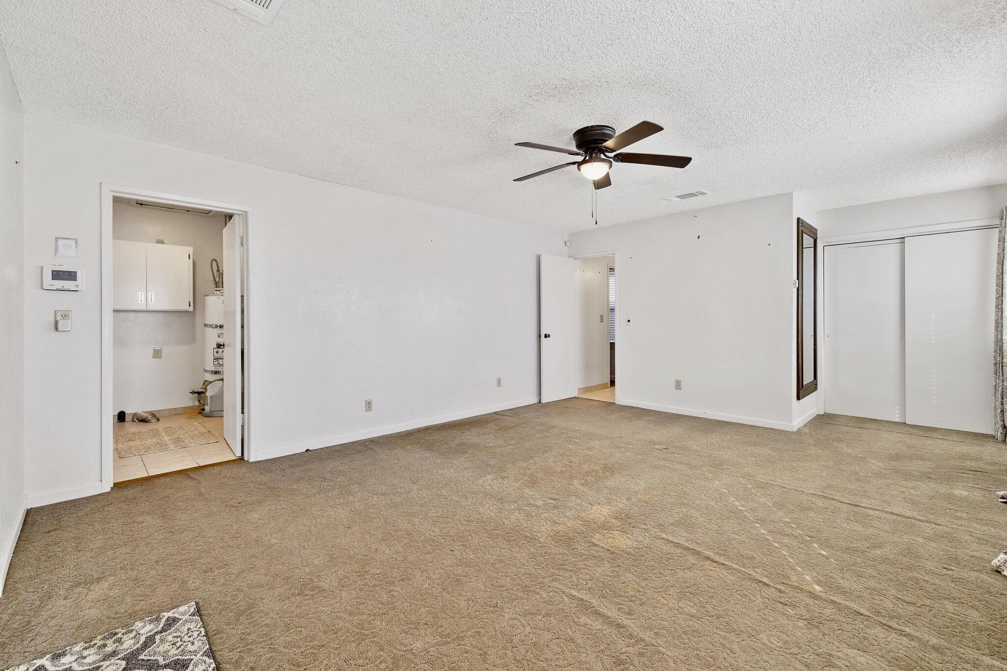 807 W Grove Ave, Visalia, CA 93291