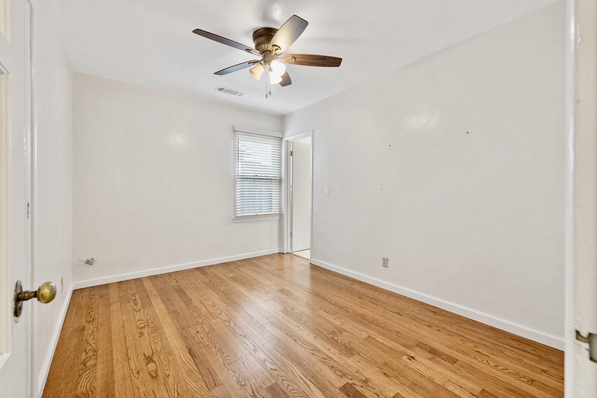 807 W Grove Ave, Visalia, CA 93291