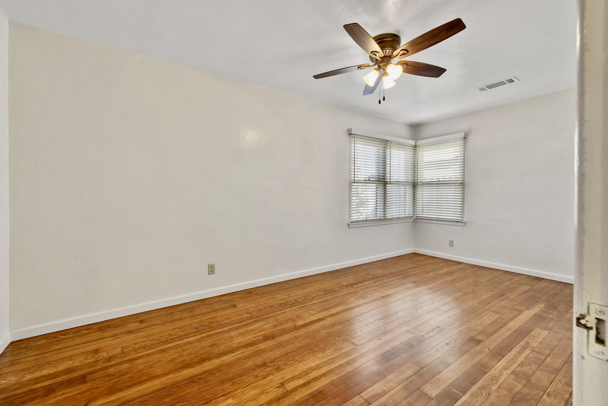 807 W Grove Ave, Visalia, CA 93291