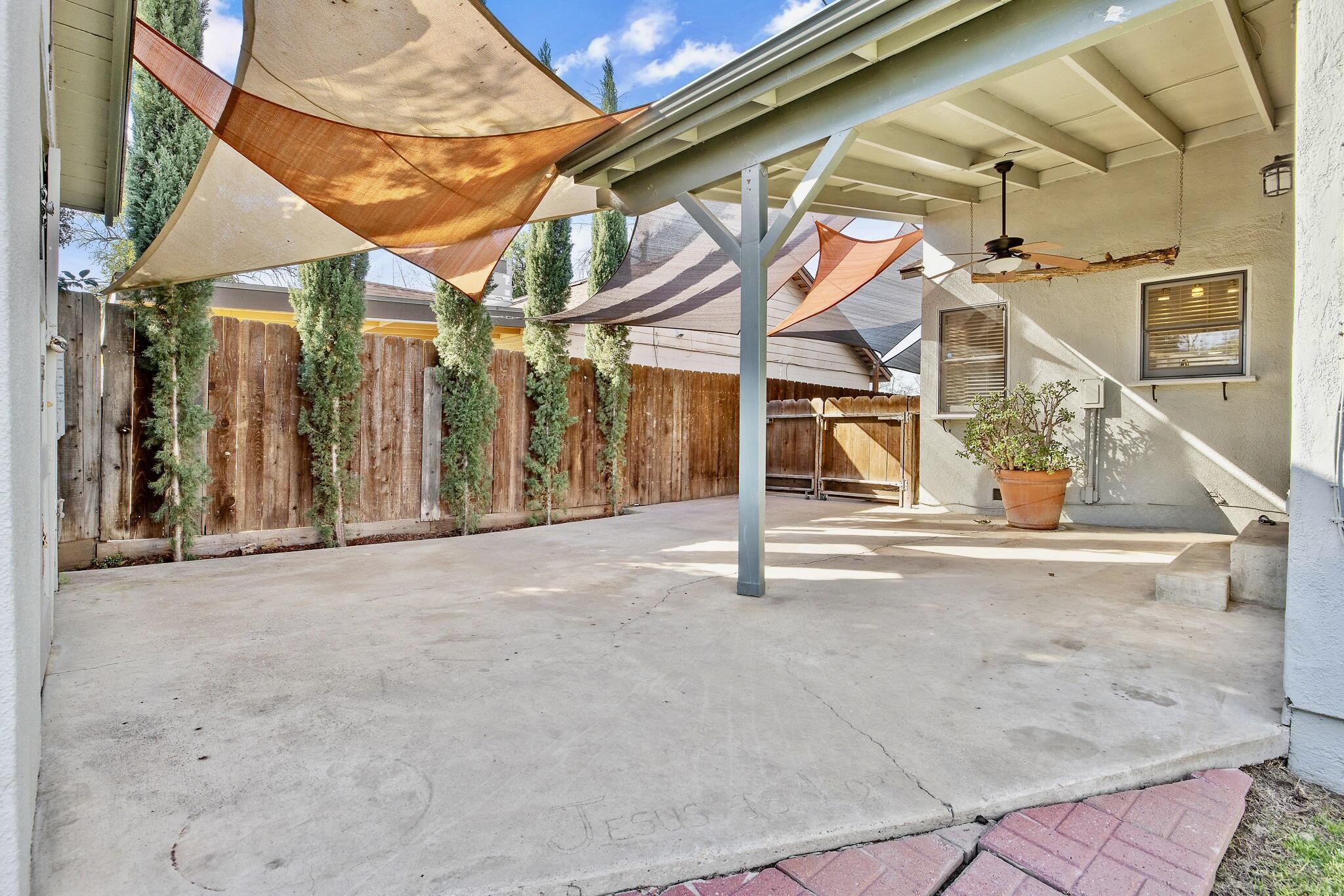 807 W Grove Ave, Visalia, CA 93291