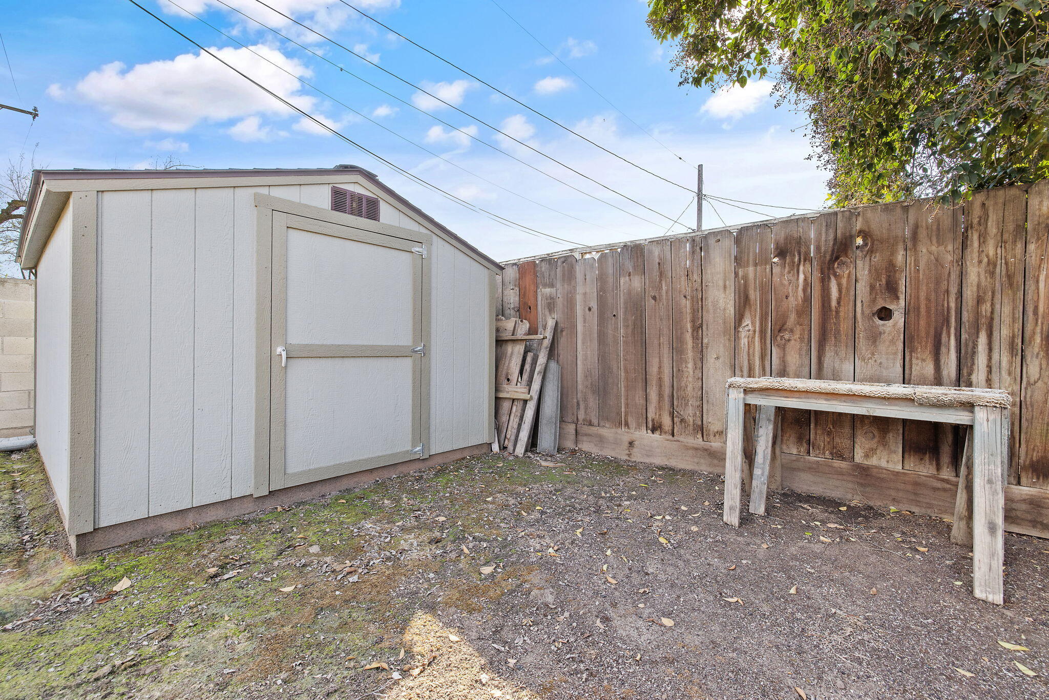 807 W Grove Ave, Visalia, CA 93291