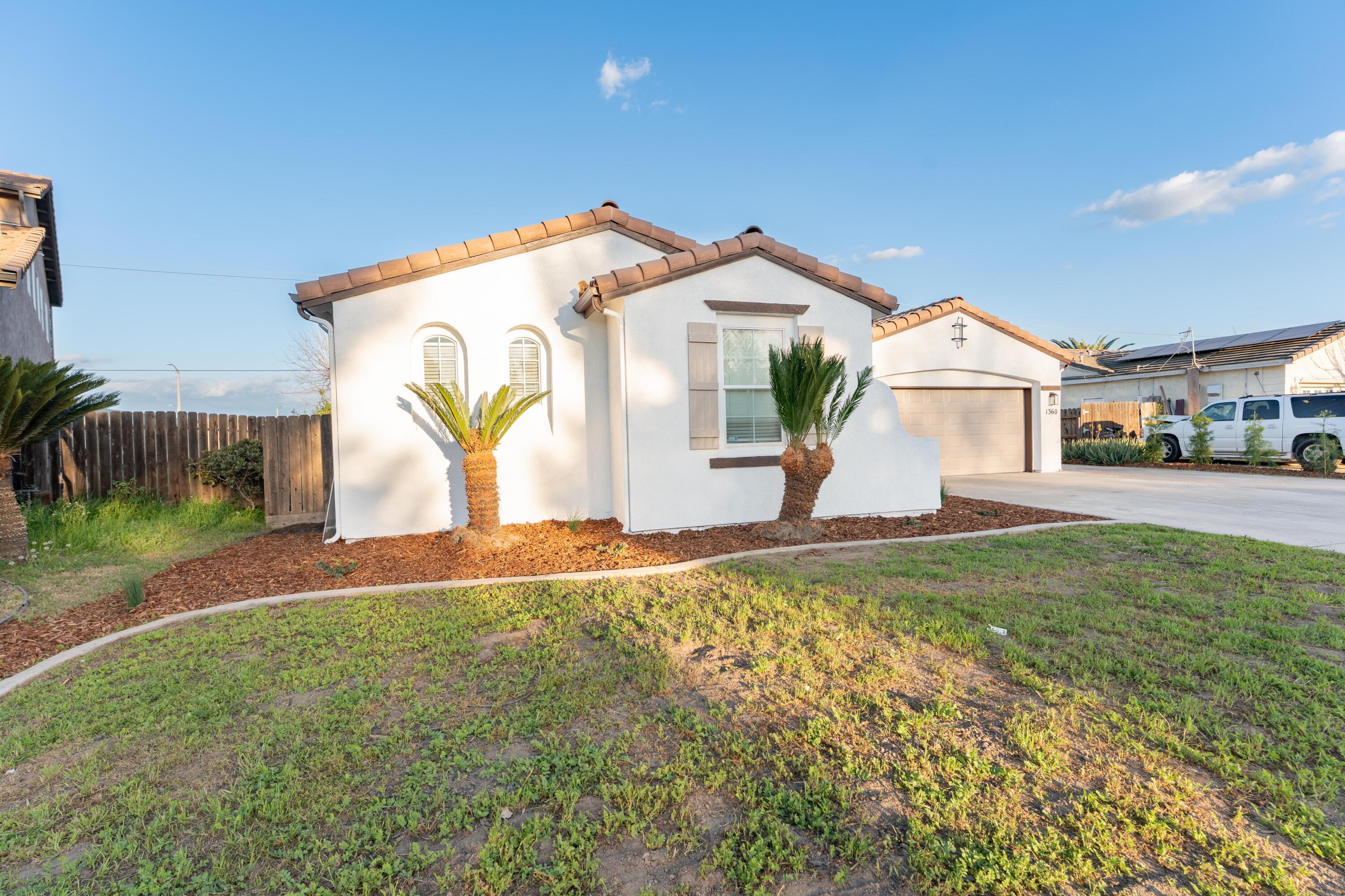 1360 N Jennifer Way, Porterville, CA 93257