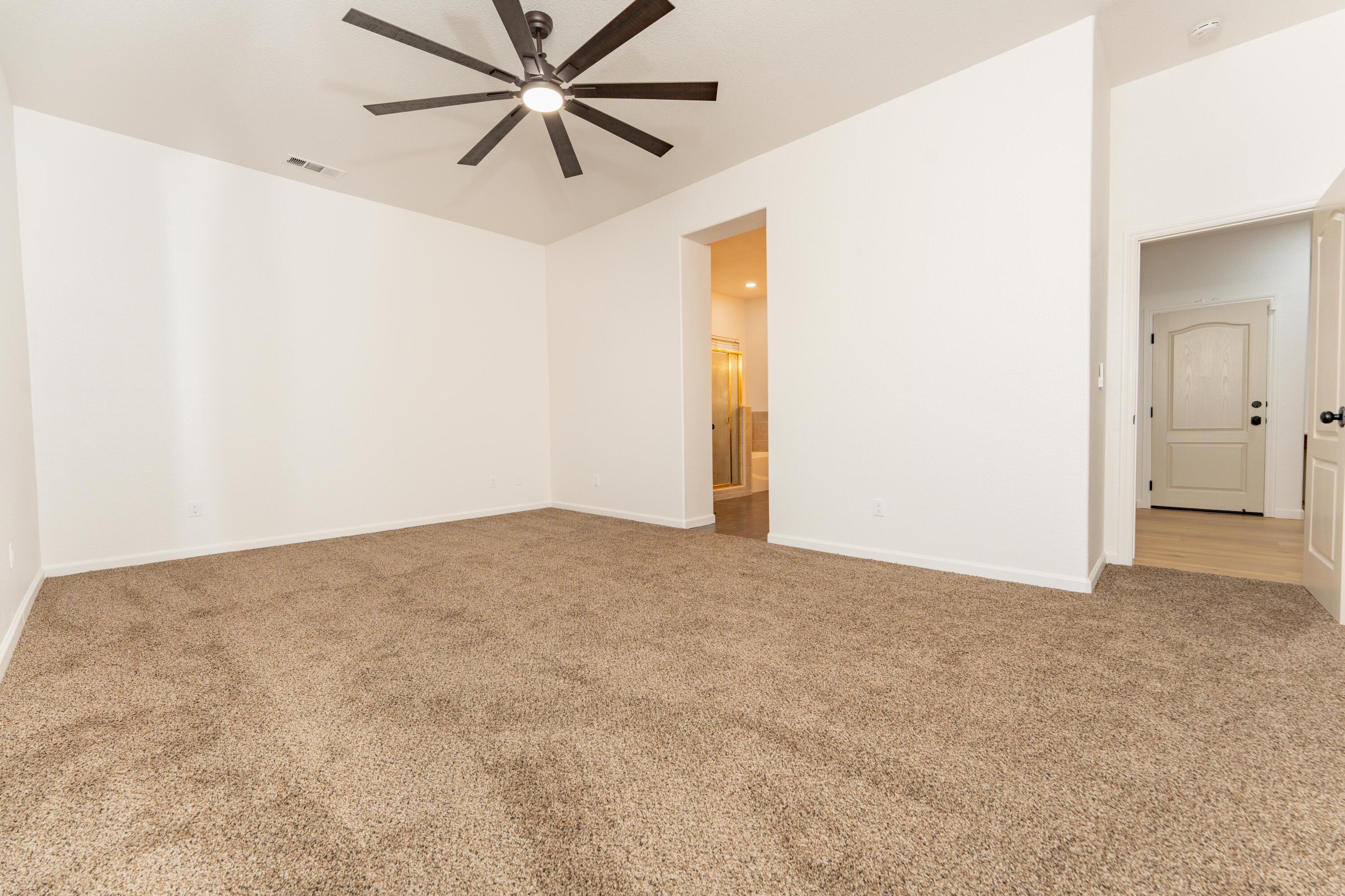 1360 N Jennifer Way, Porterville, CA 93257