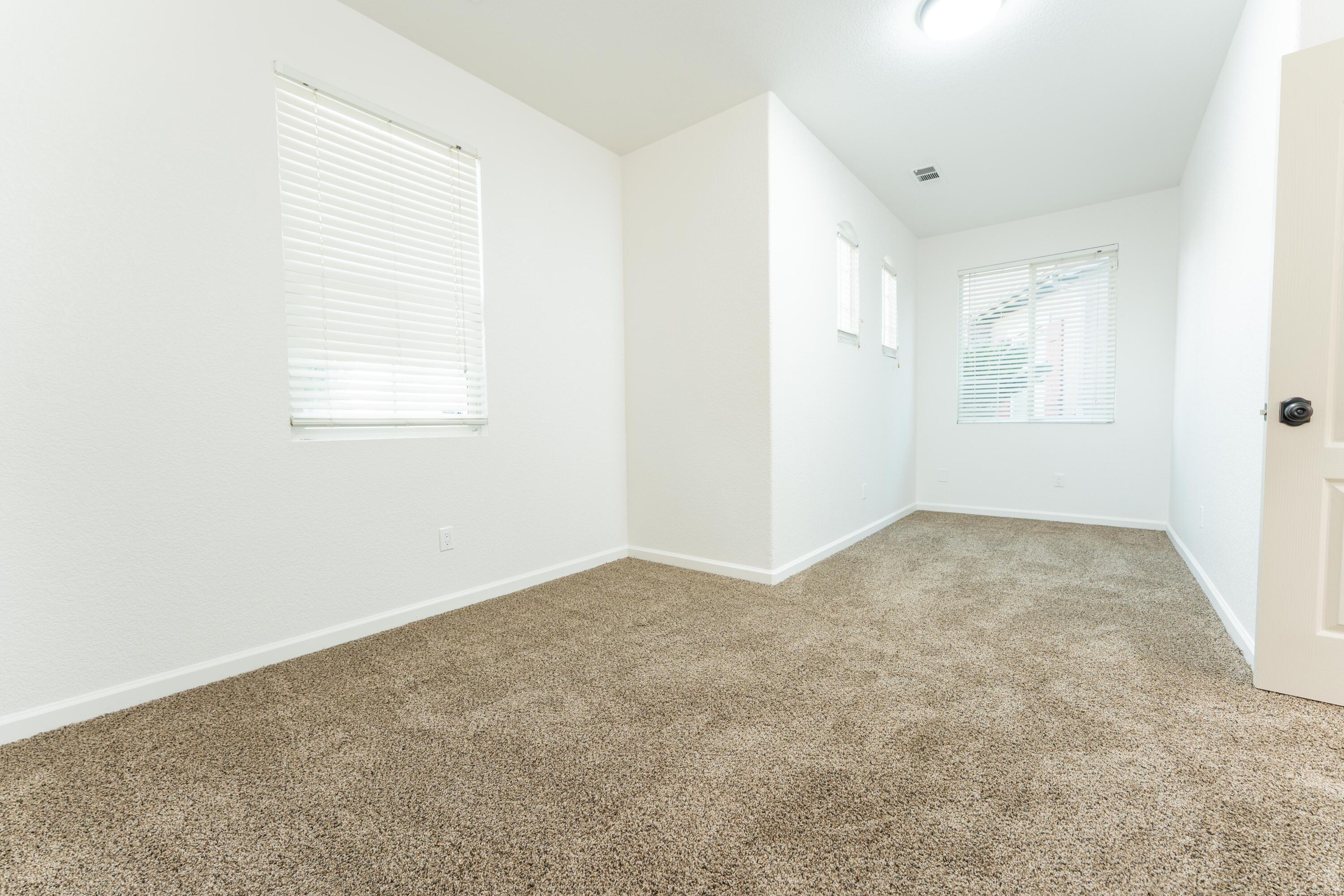 1360 N Jennifer Way, Porterville, CA 93257