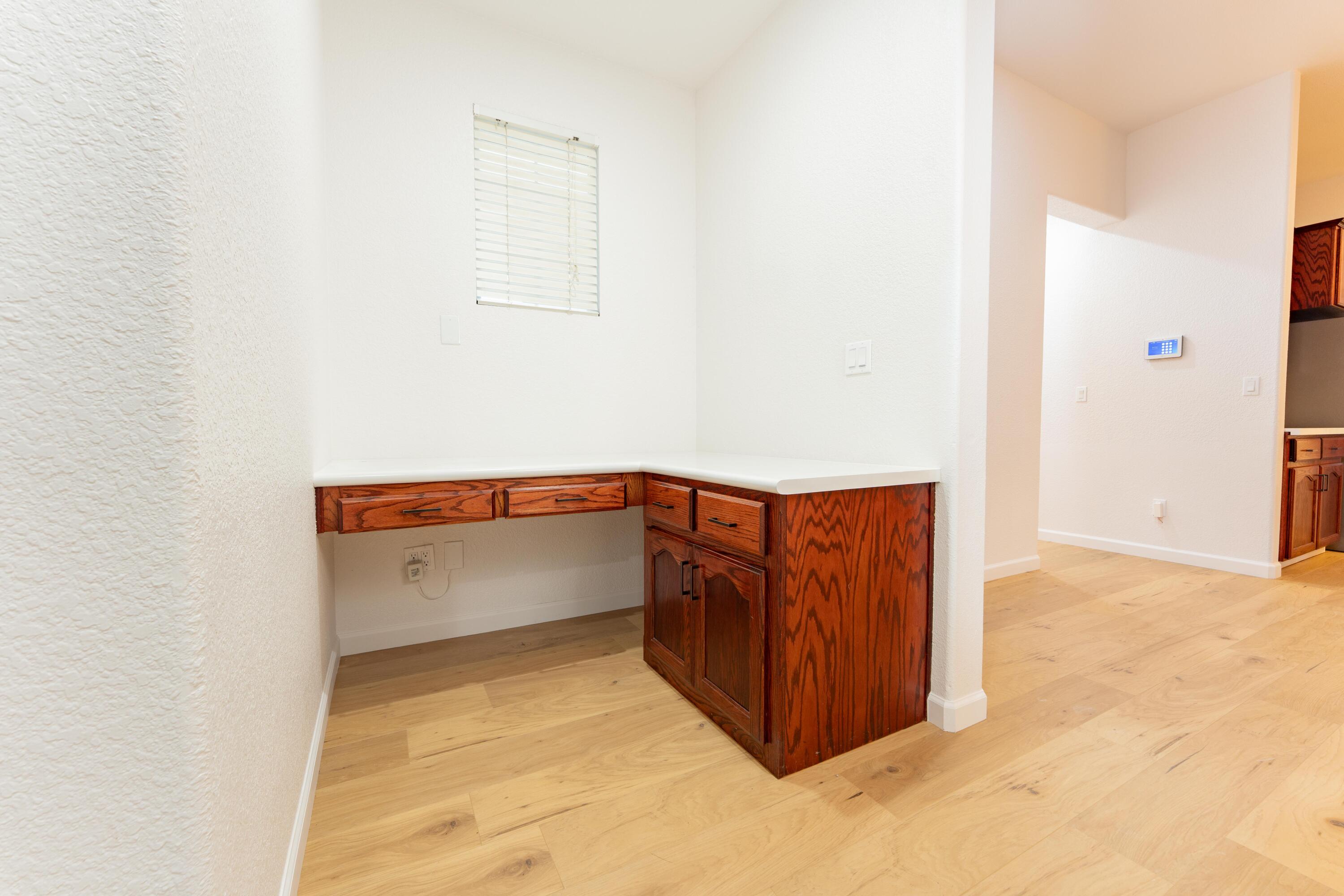 1360 N Jennifer Way, Porterville, CA 93257