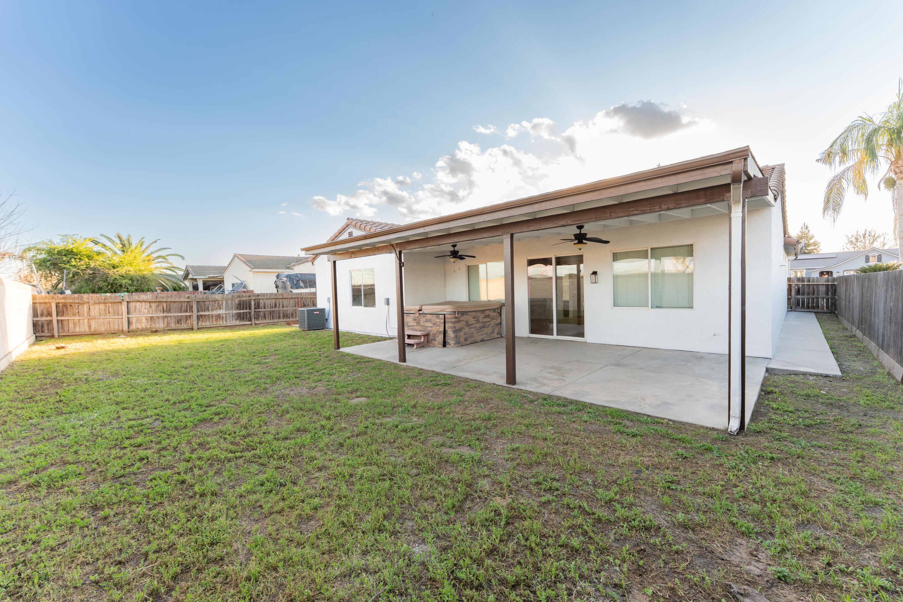 1360 N Jennifer Way, Porterville, CA 93257