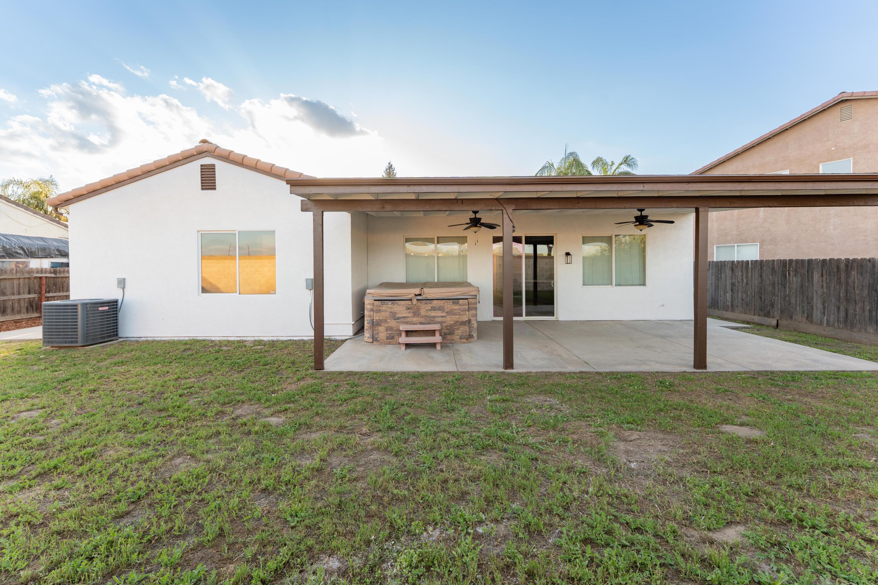 1360 N Jennifer Way, Porterville, CA 93257