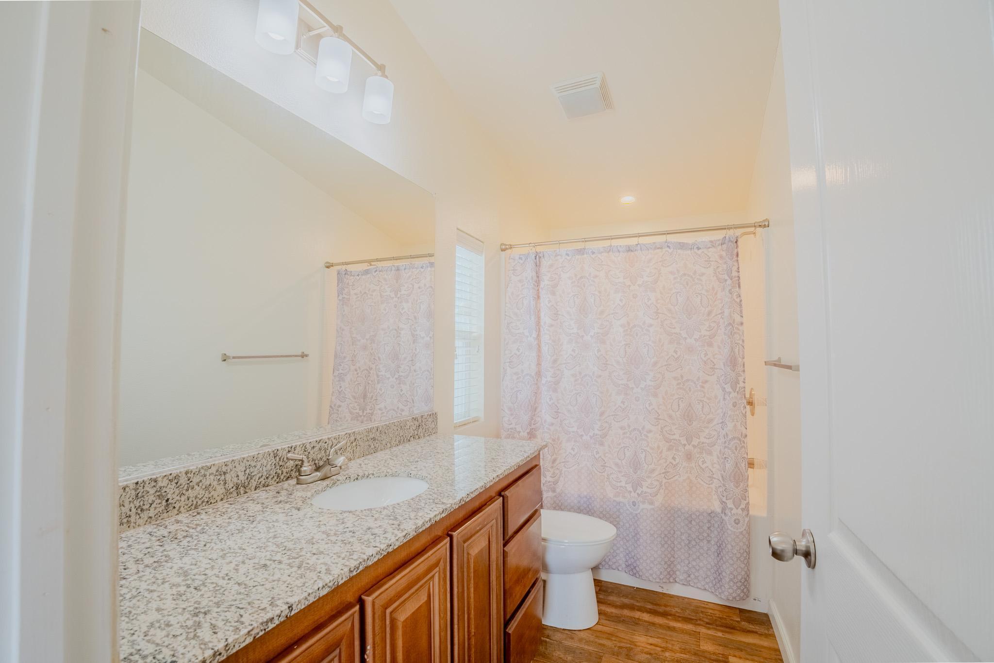 12770 Avenue 320, Visalia, CA 93291