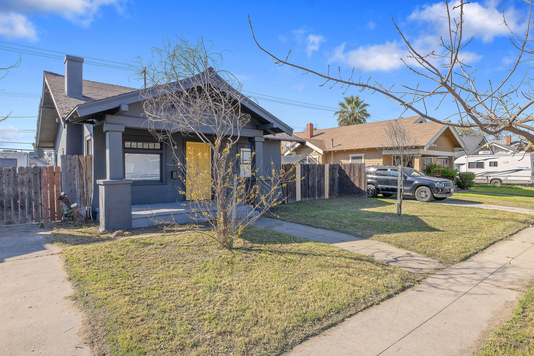 1247 N Ferger Ave, Fresno, CA 93728