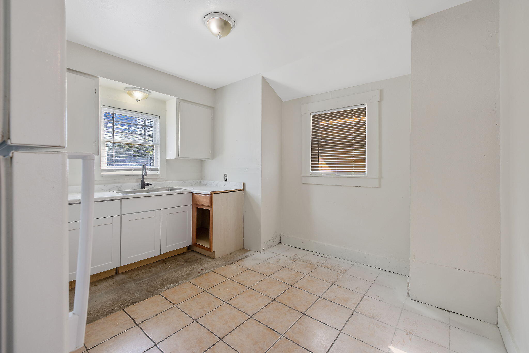 1247 N Ferger Ave, Fresno, CA 93728