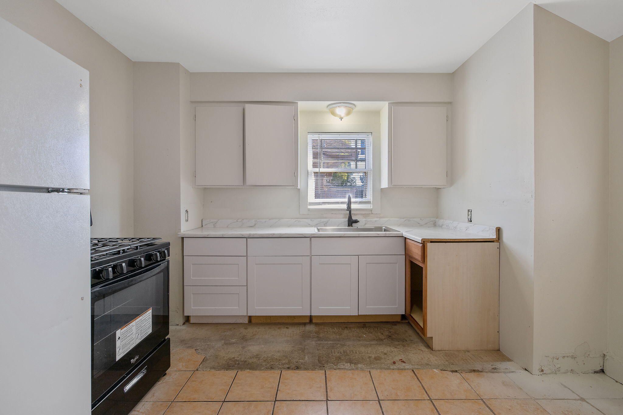 1247 N Ferger Ave, Fresno, CA 93728