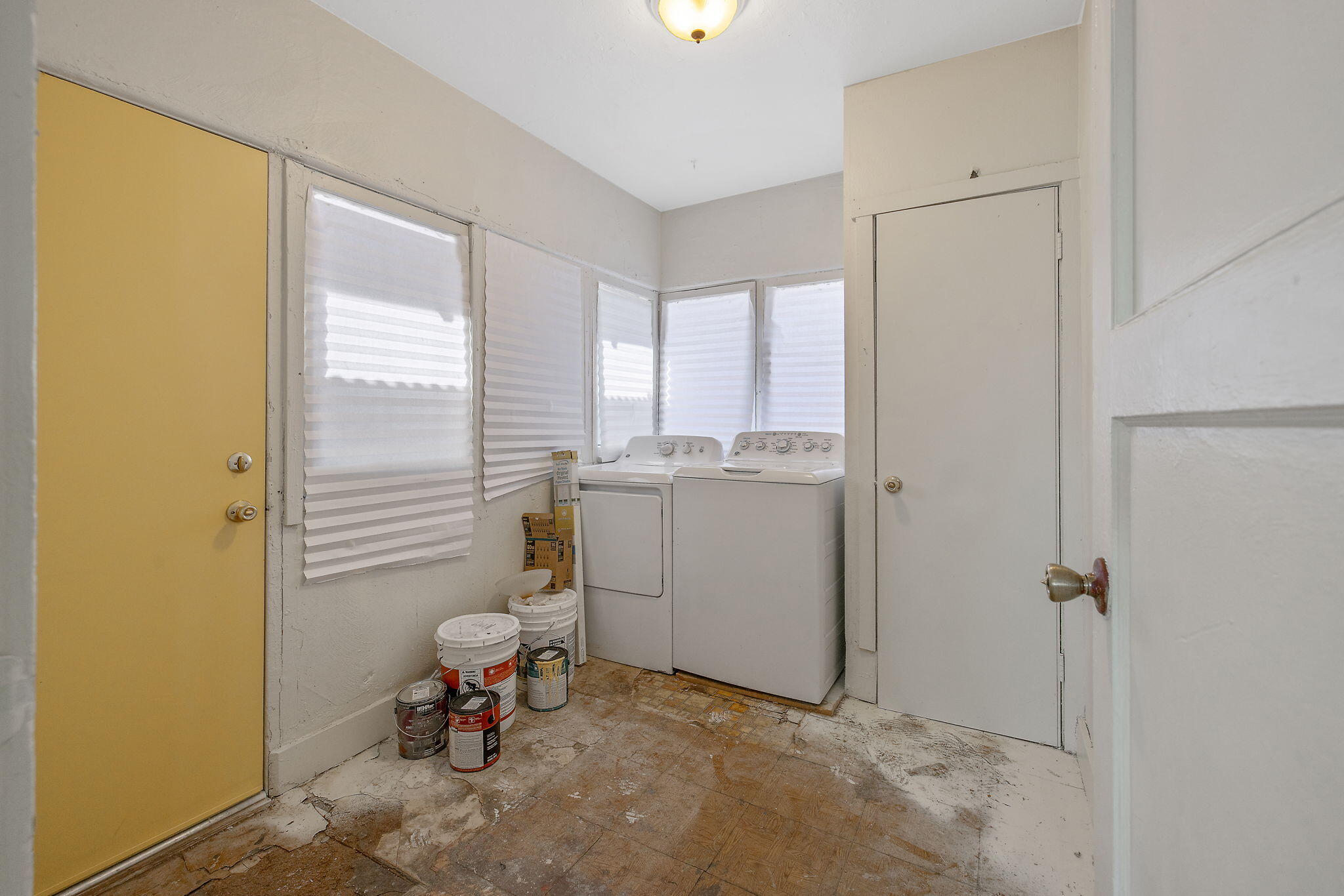 1247 N Ferger Ave, Fresno, CA 93728