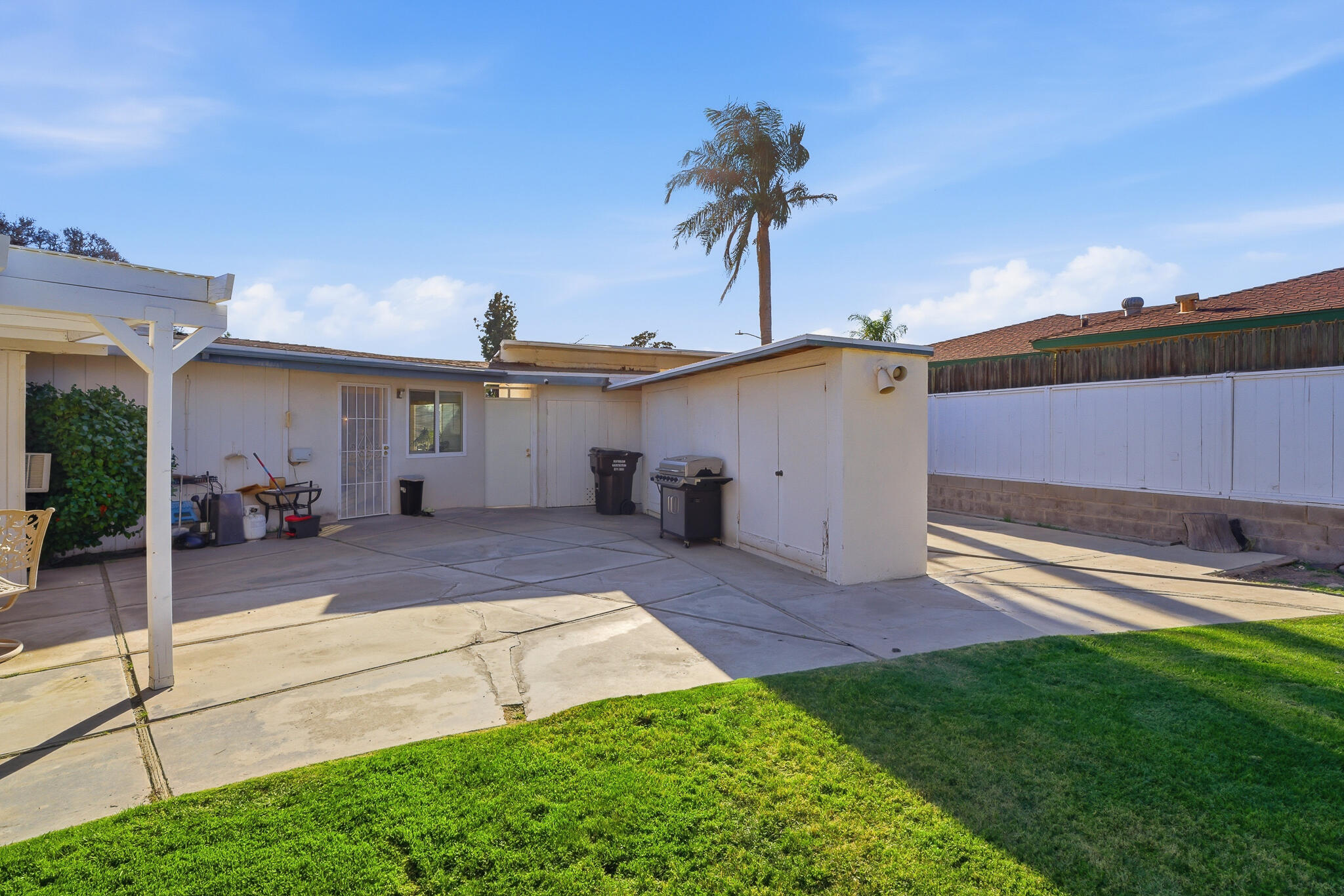 5208 Greenbrier Ave, Bakersfield, CA 93306