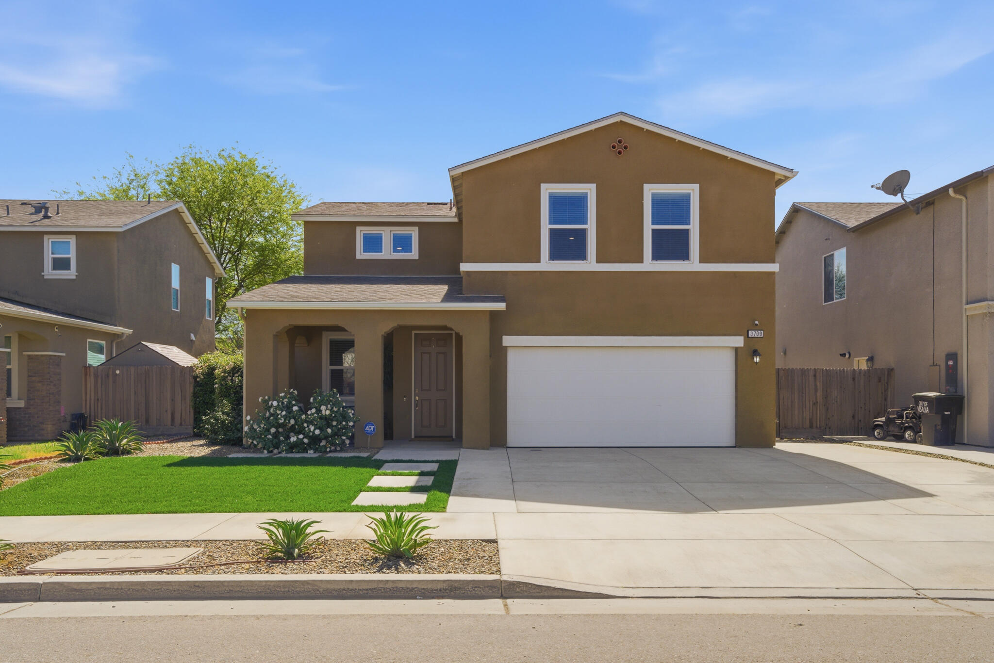3709 E Cypress Ave, Visalia, CA 93292