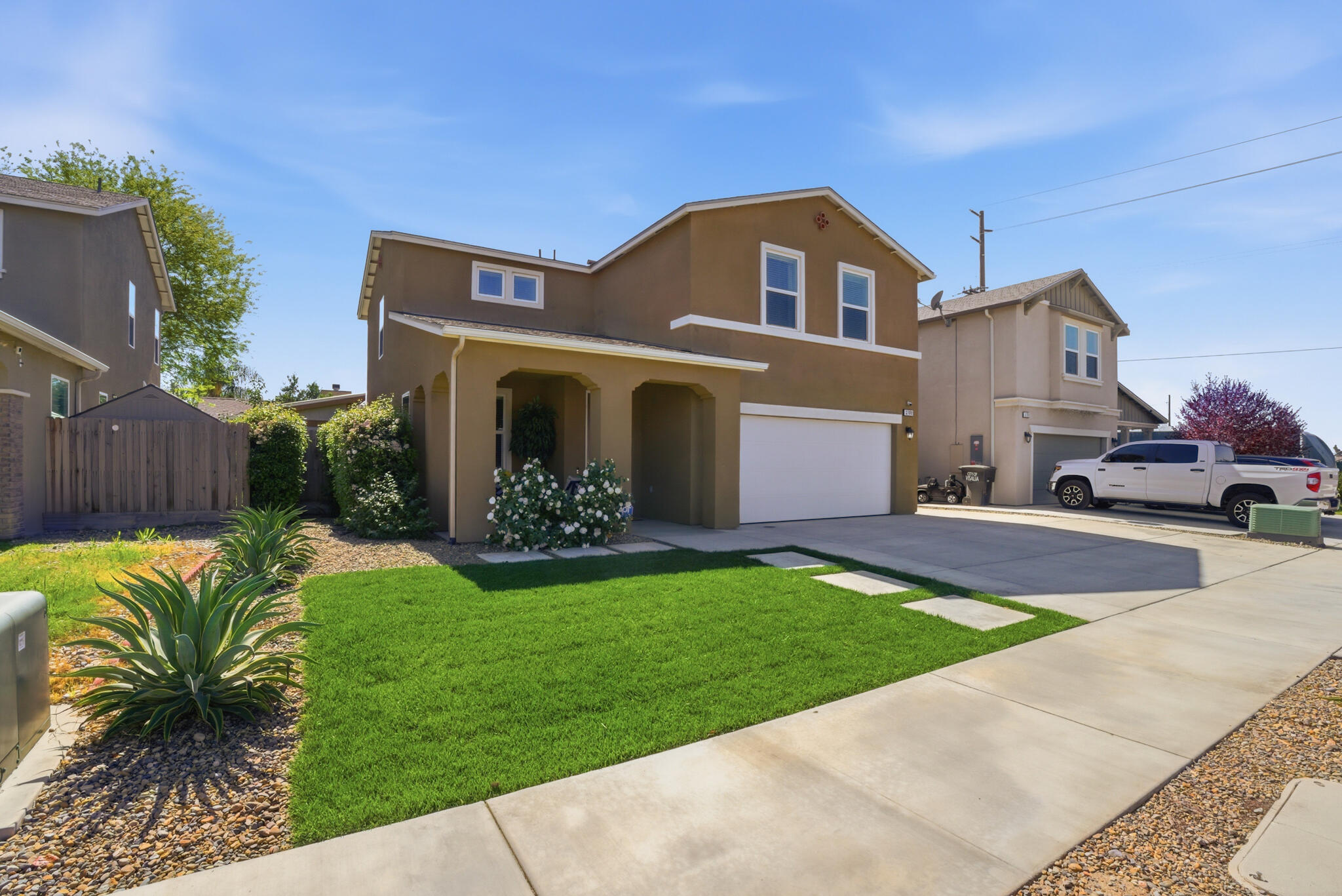 3709 E Cypress Ave, Visalia, CA 93292