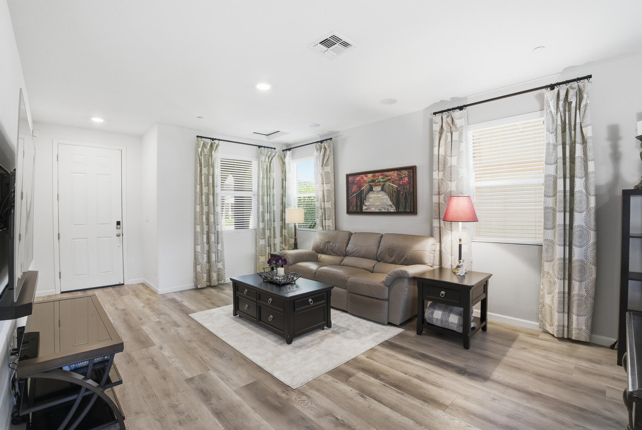 3709 E Cypress Ave, Visalia, CA 93292