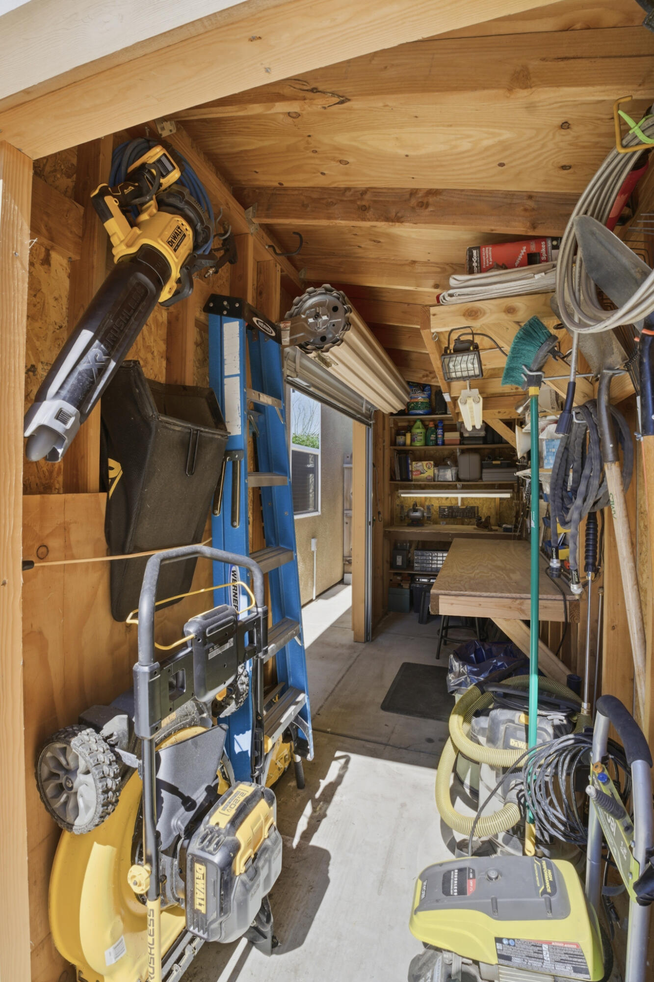 3709 E Cypress Ave, Visalia, CA 93292