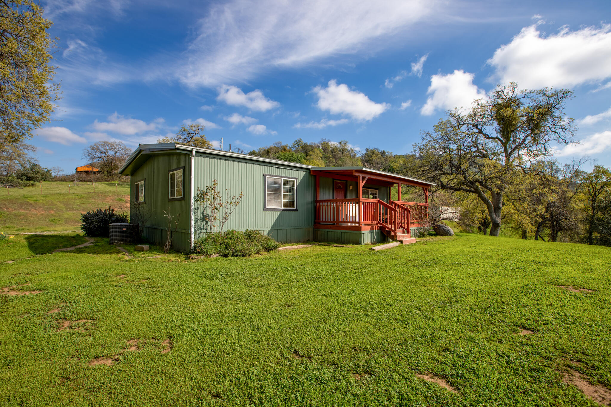 49980 Daffodil Ln, Yokuts Valley, CA 93675