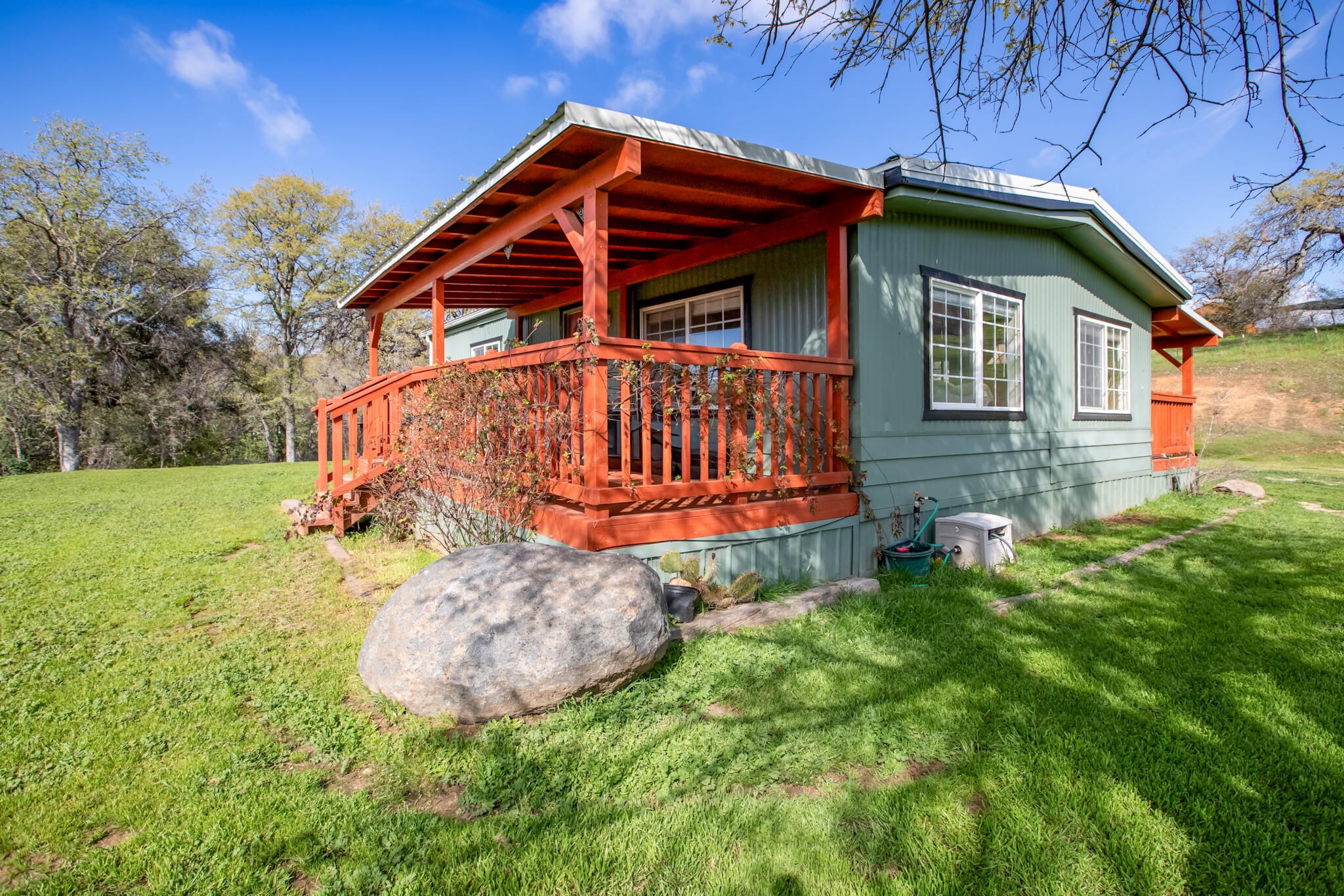 49980 Daffodil Ln, Yokuts Valley, CA 93675