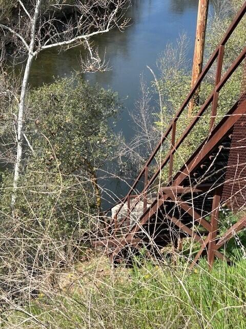 33819 Globe Dr, Springville, CA 93265