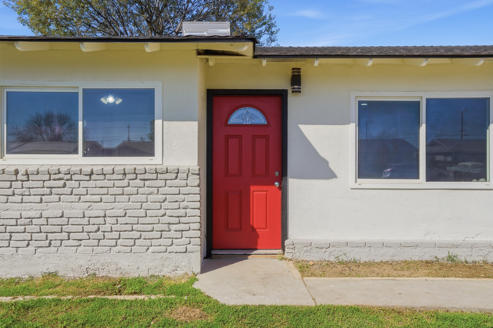 10198 Heath St, Hanford, CA 93230