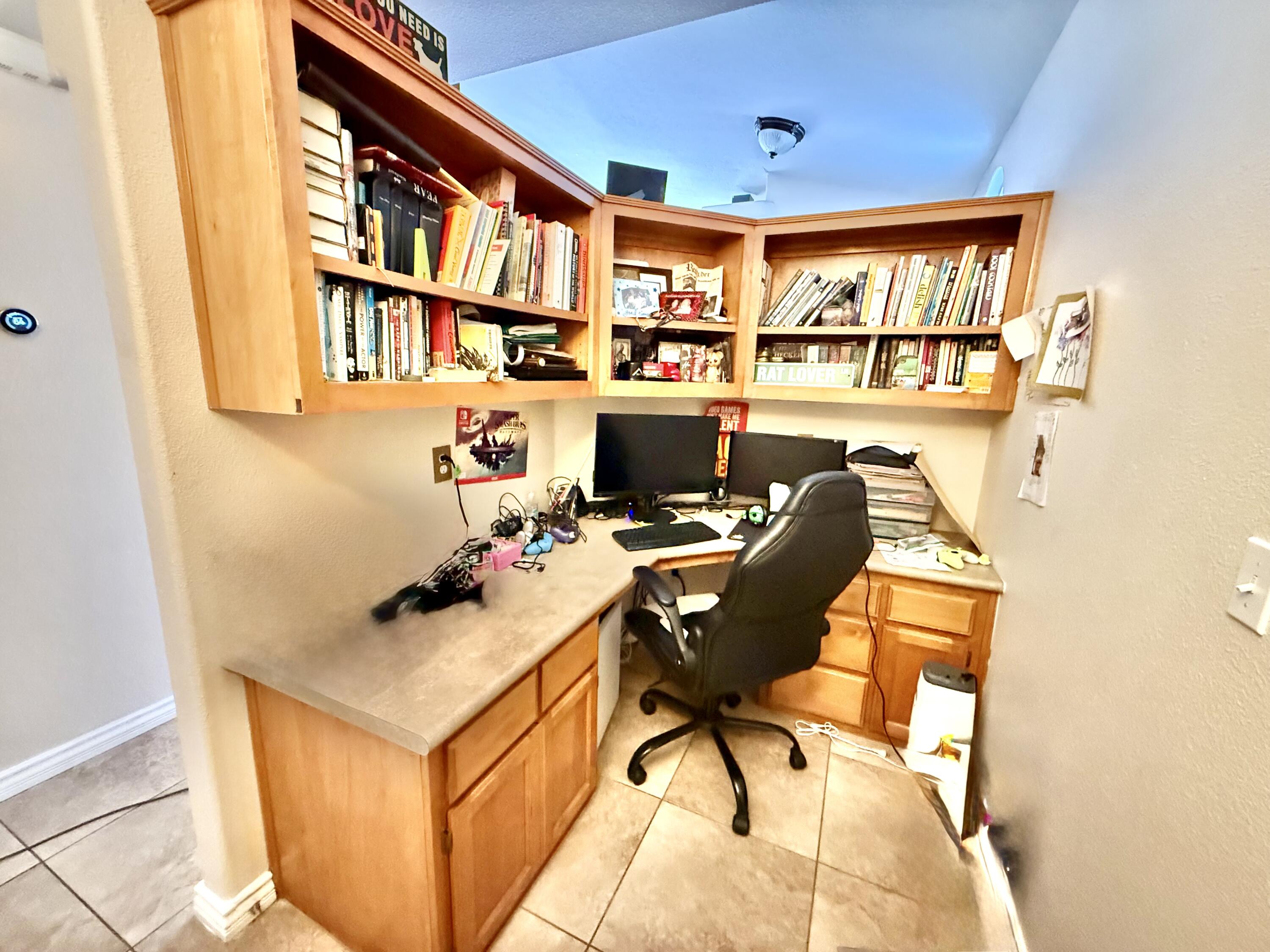 1304 N Birch St, Porterville, CA 93257