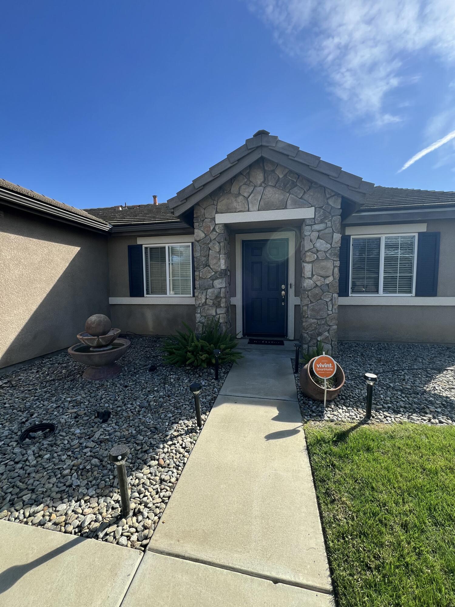 4333 E Vista Ave, Visalia, CA 93292