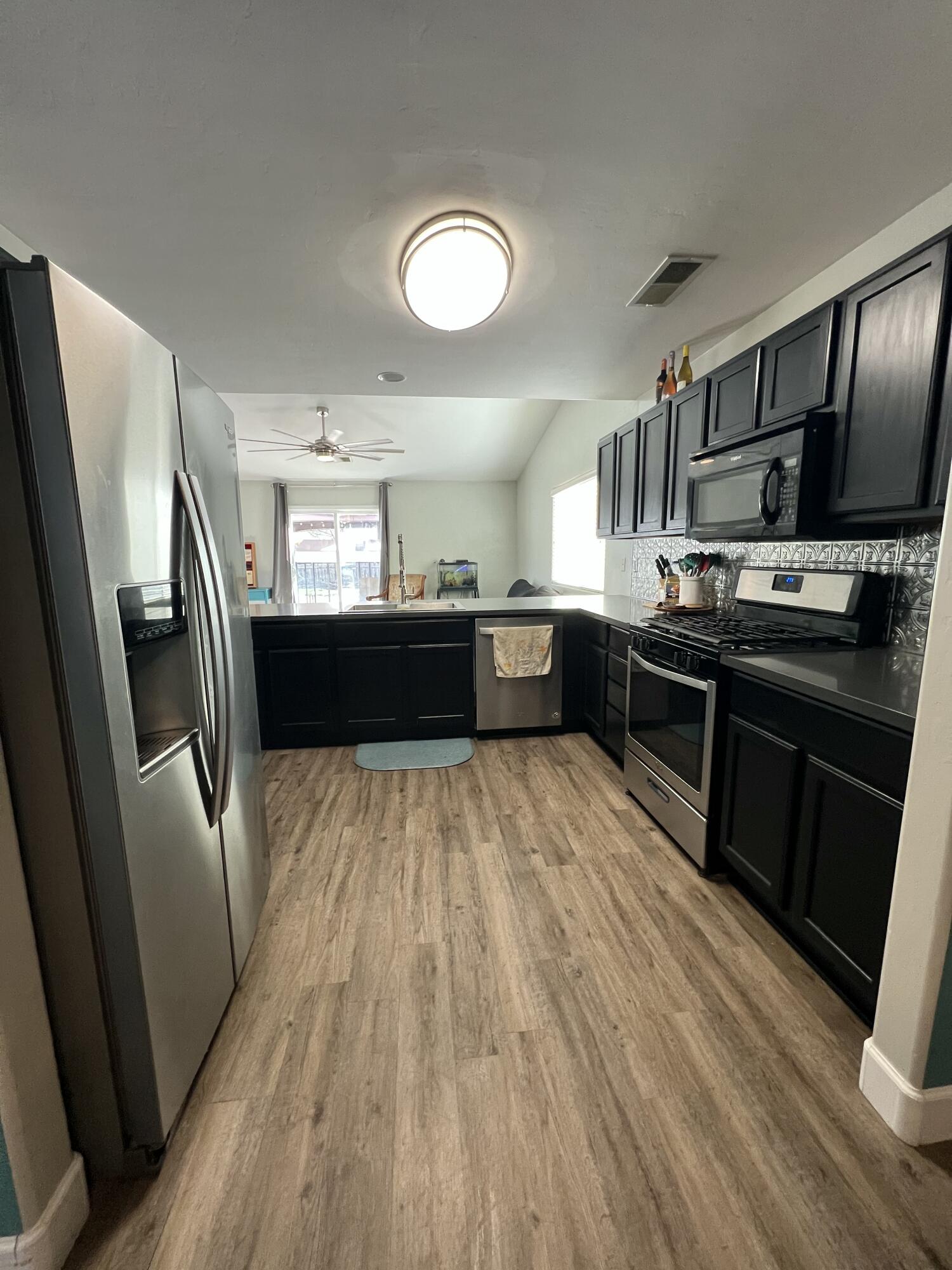 4333 E Vista Ave, Visalia, CA 93292