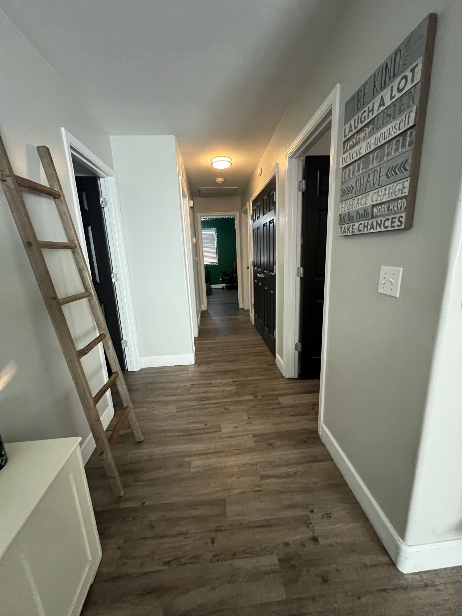 4333 E Vista Ave, Visalia, CA 93292