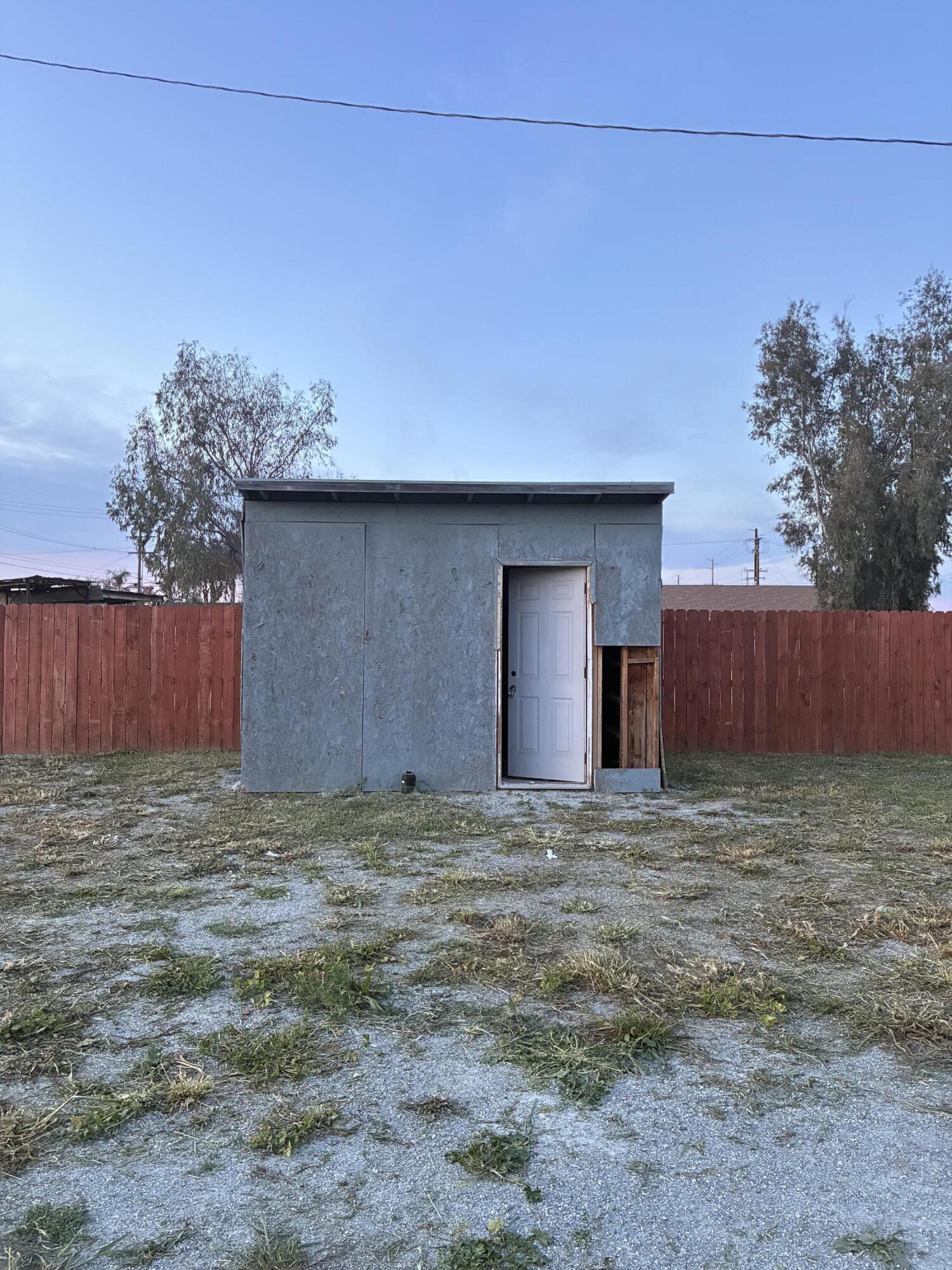 177 S Callison Rd, Tipton, CA 93272