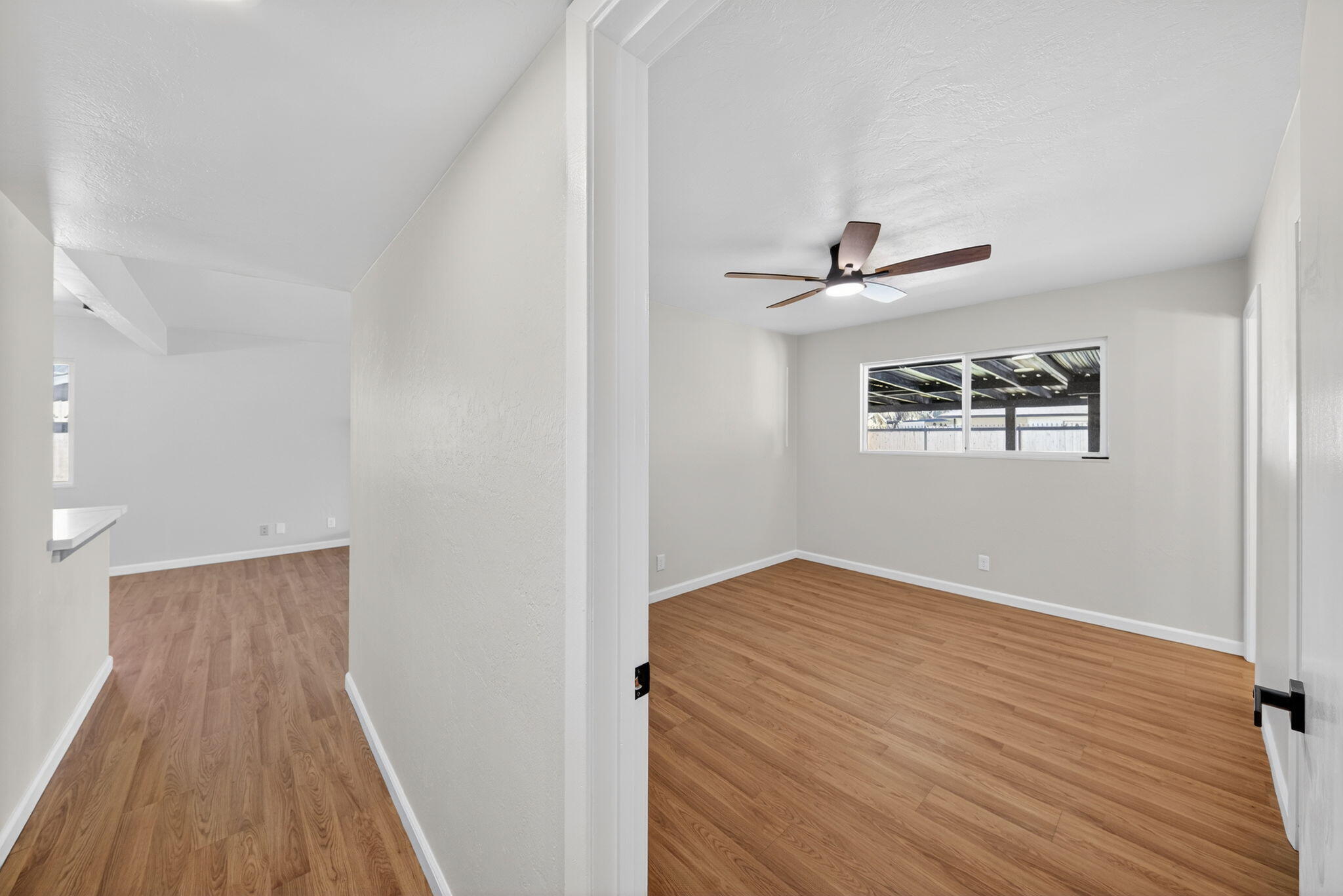 104 N Crumal St, Visalia, CA 93292