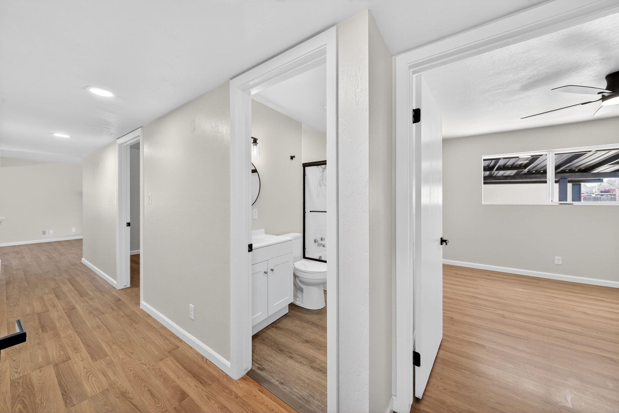 104 N Crumal St, Visalia, CA 93292