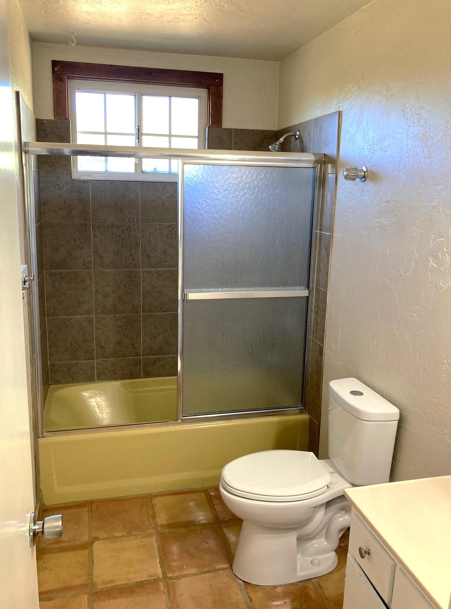 45218 Hammond Dr, Three Rivers, CA 93271