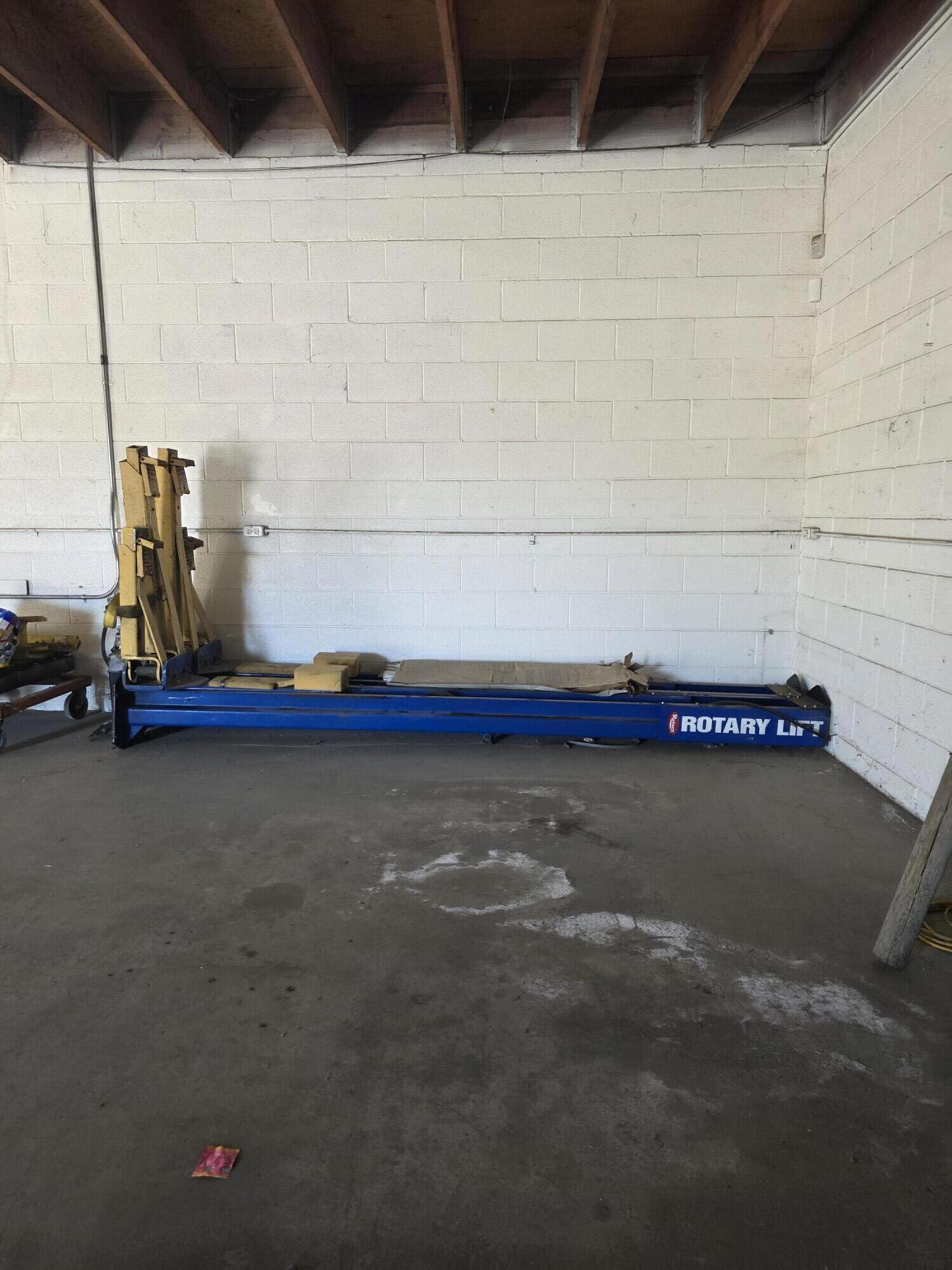 25 S Kessing St, Porterville, CA 93257