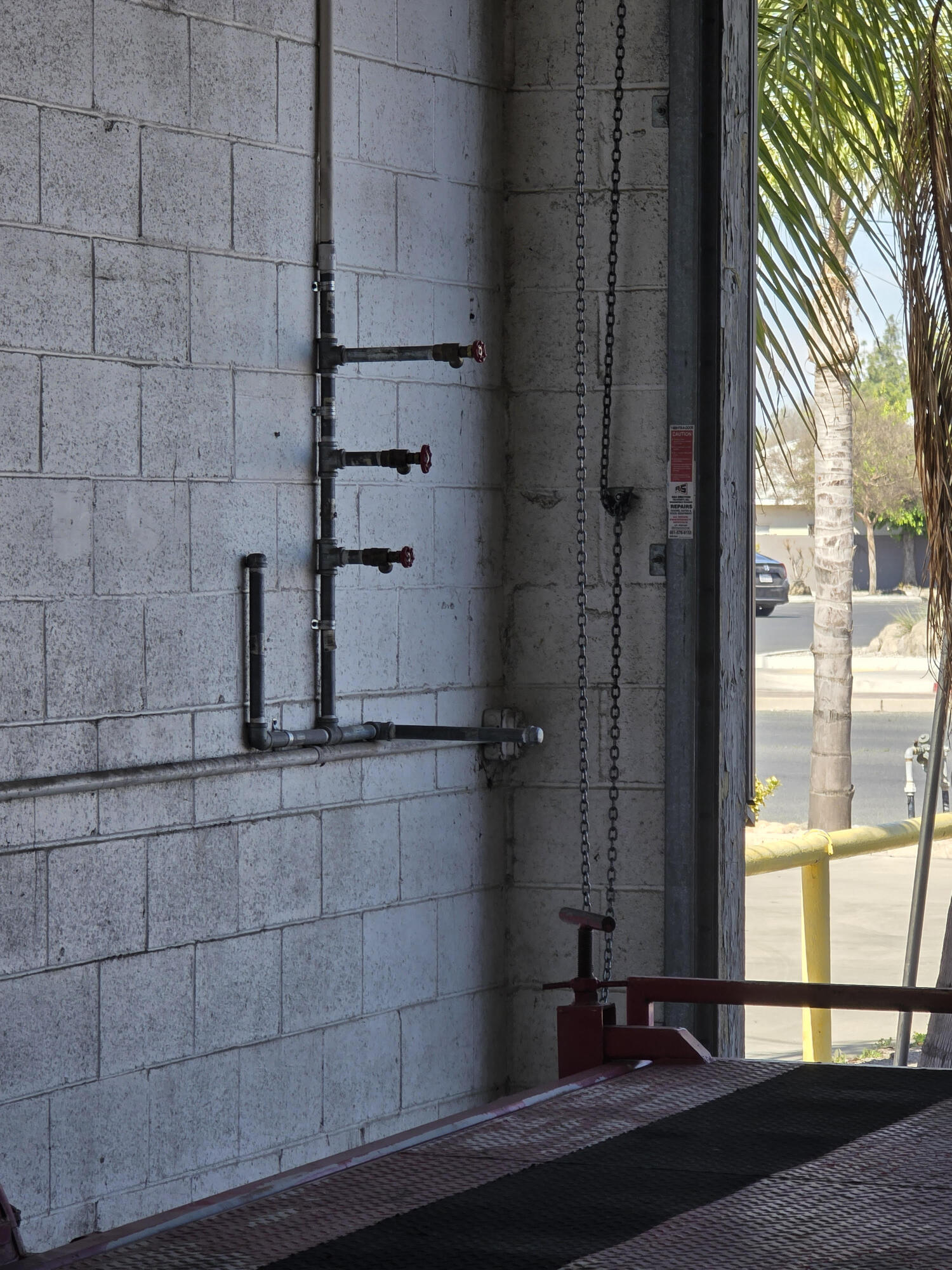 25 S Kessing St, Porterville, CA 93257