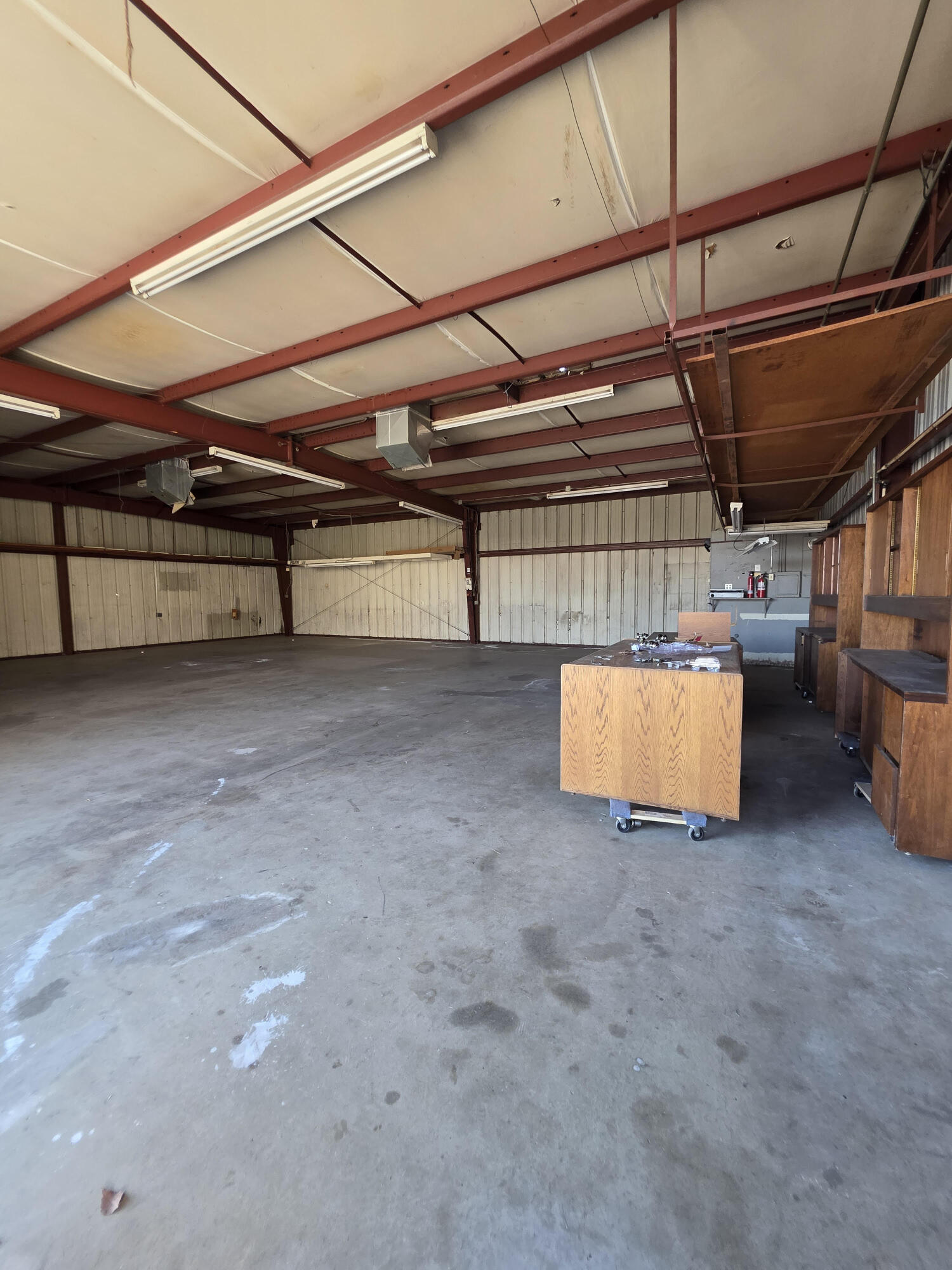 25 S Kessing St, Porterville, CA 93257