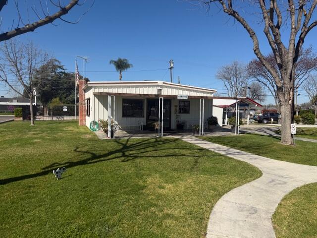 820 Chinowth St #73, Visalia, CA 93277