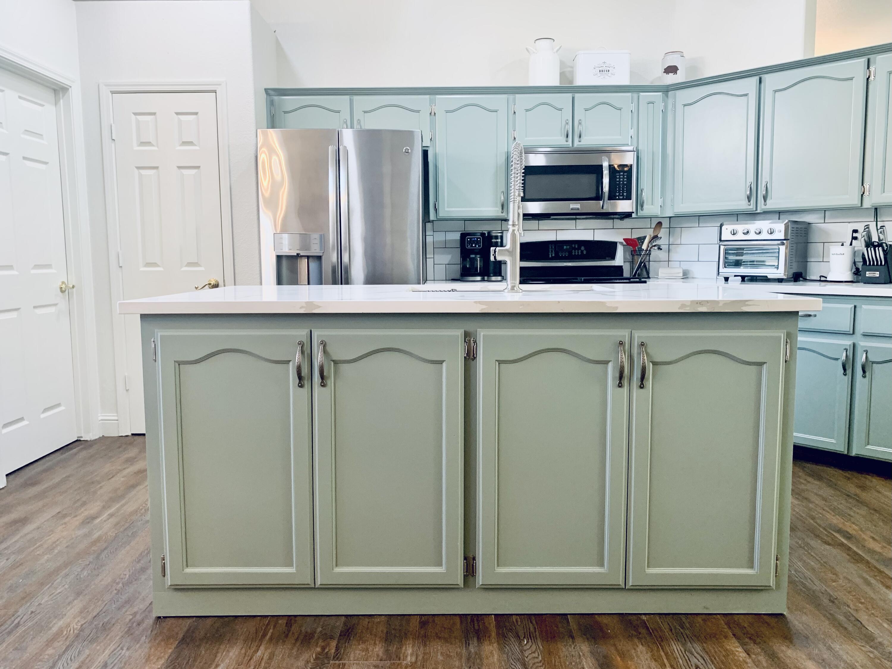 1067 N Roberta Way, Porterville, CA 93257