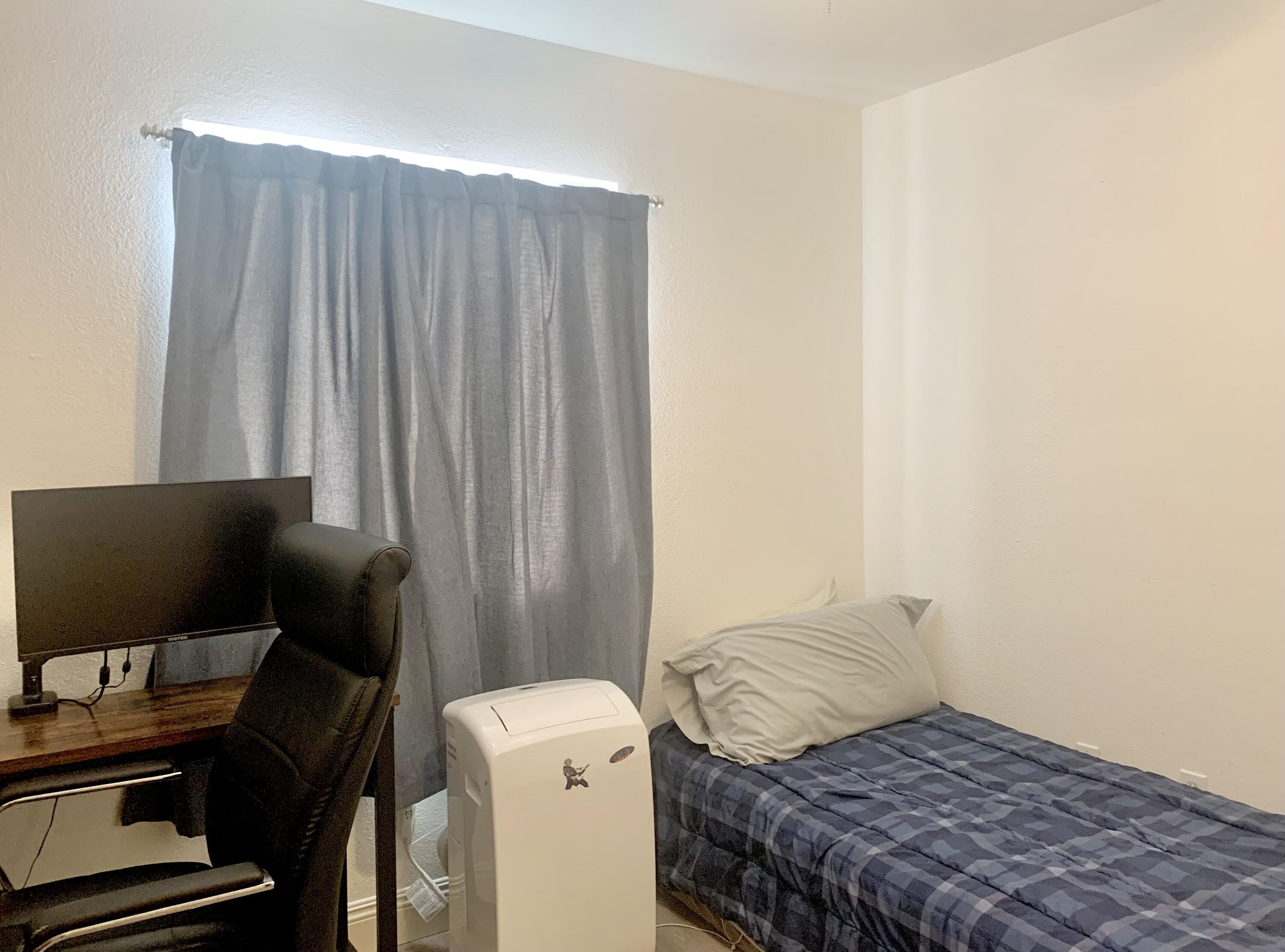 1067 N Roberta Way, Porterville, CA 93257