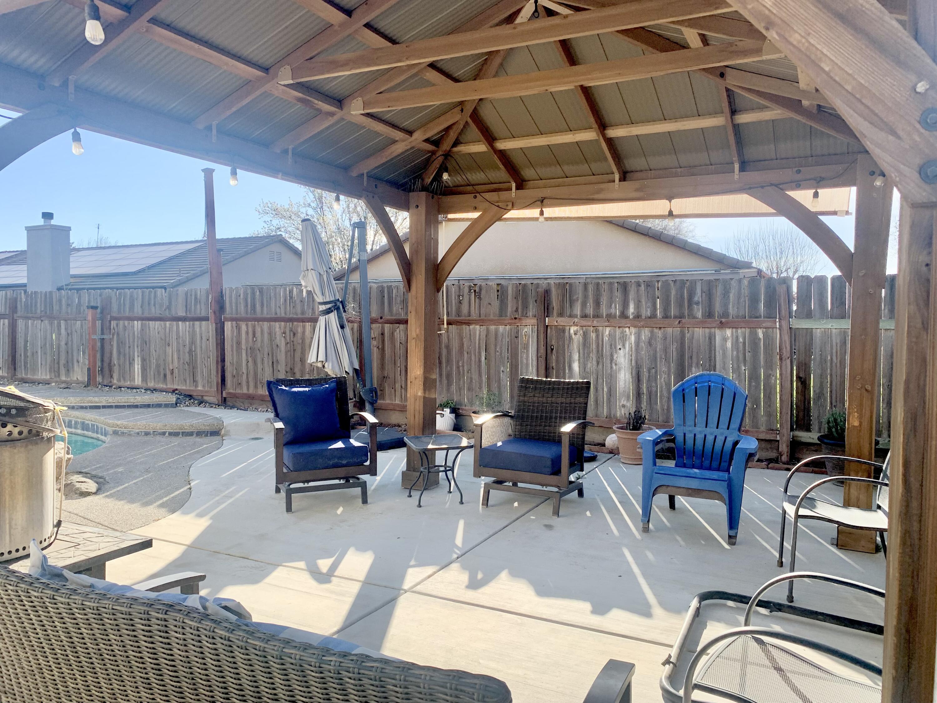 1067 N Roberta Way, Porterville, CA 93257