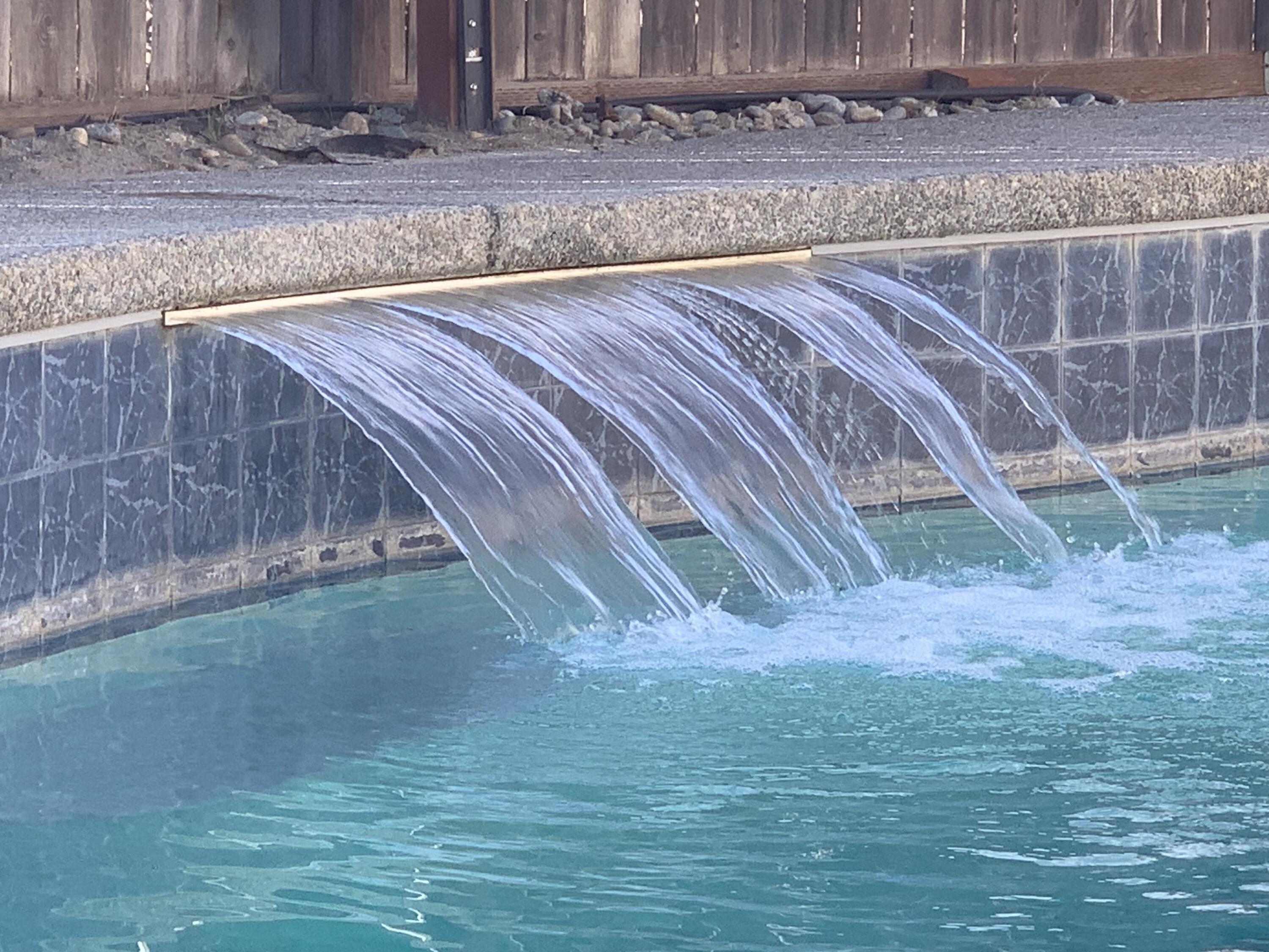 1067 N Roberta Way, Porterville, CA 93257