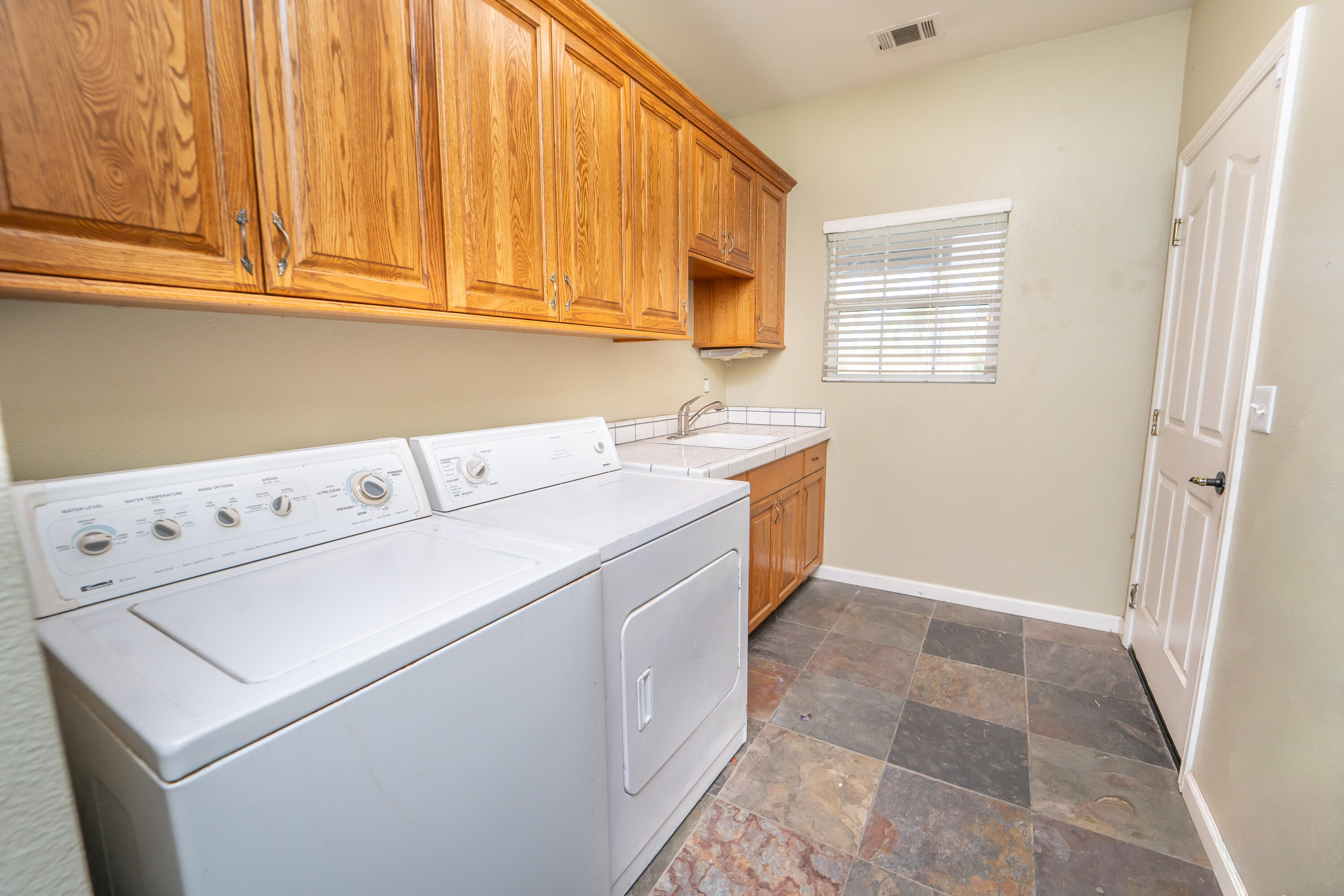 25744 Road 188, Exeter, CA 93221