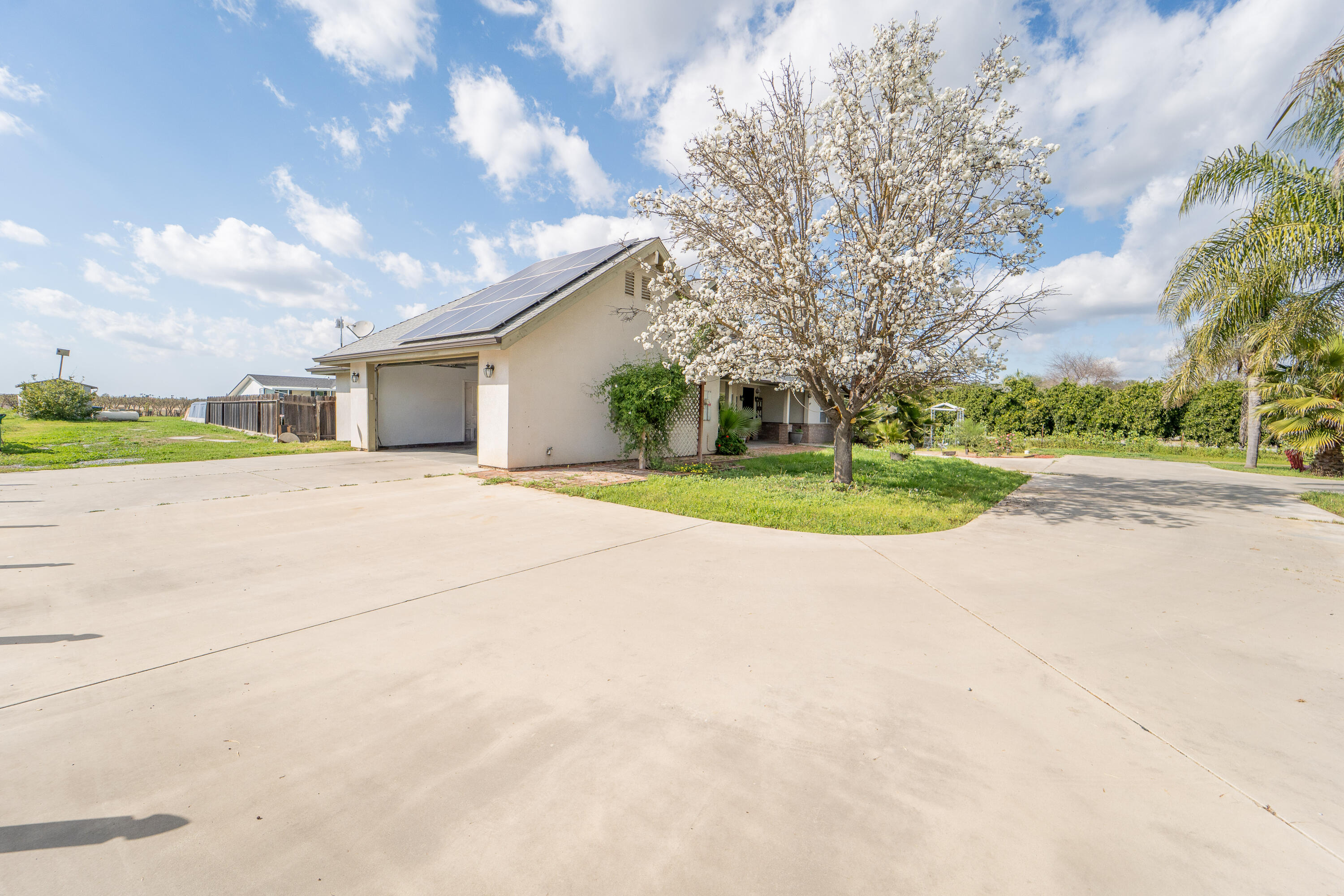 25744 Road 188, Exeter, CA 93221