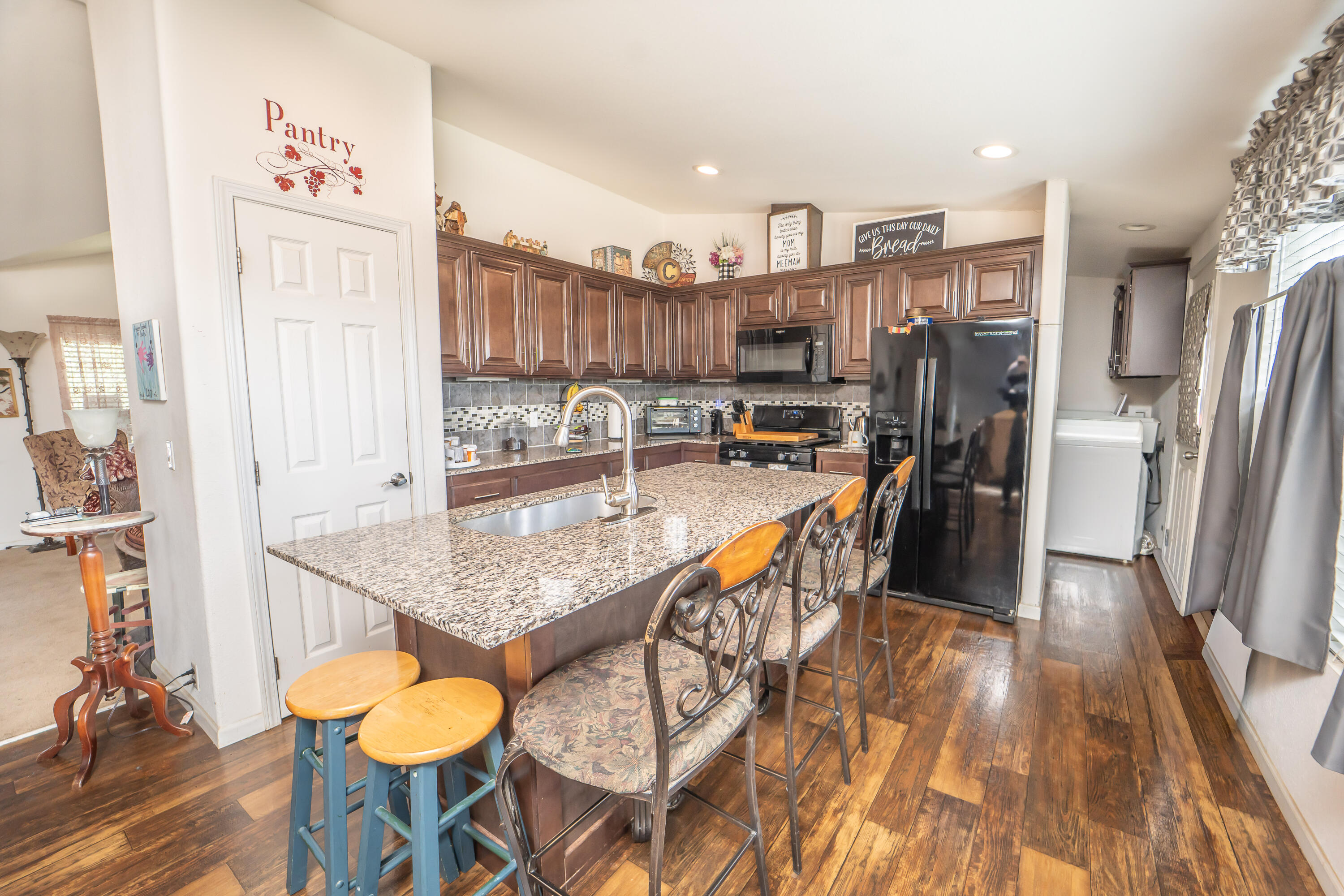 25744 Road 188, Exeter, CA 93221