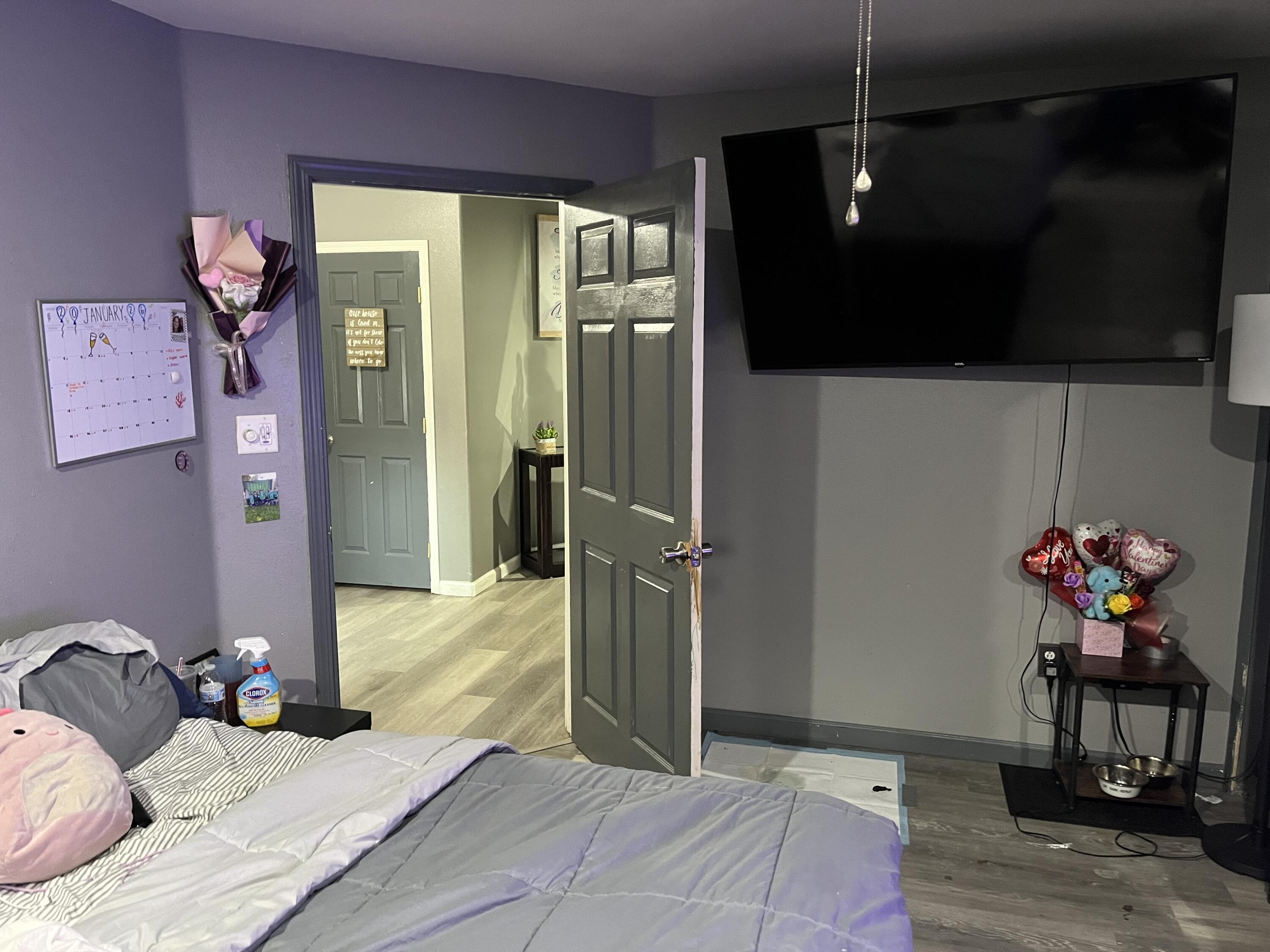 1015 N Velie Ct, Visalia, CA 93292